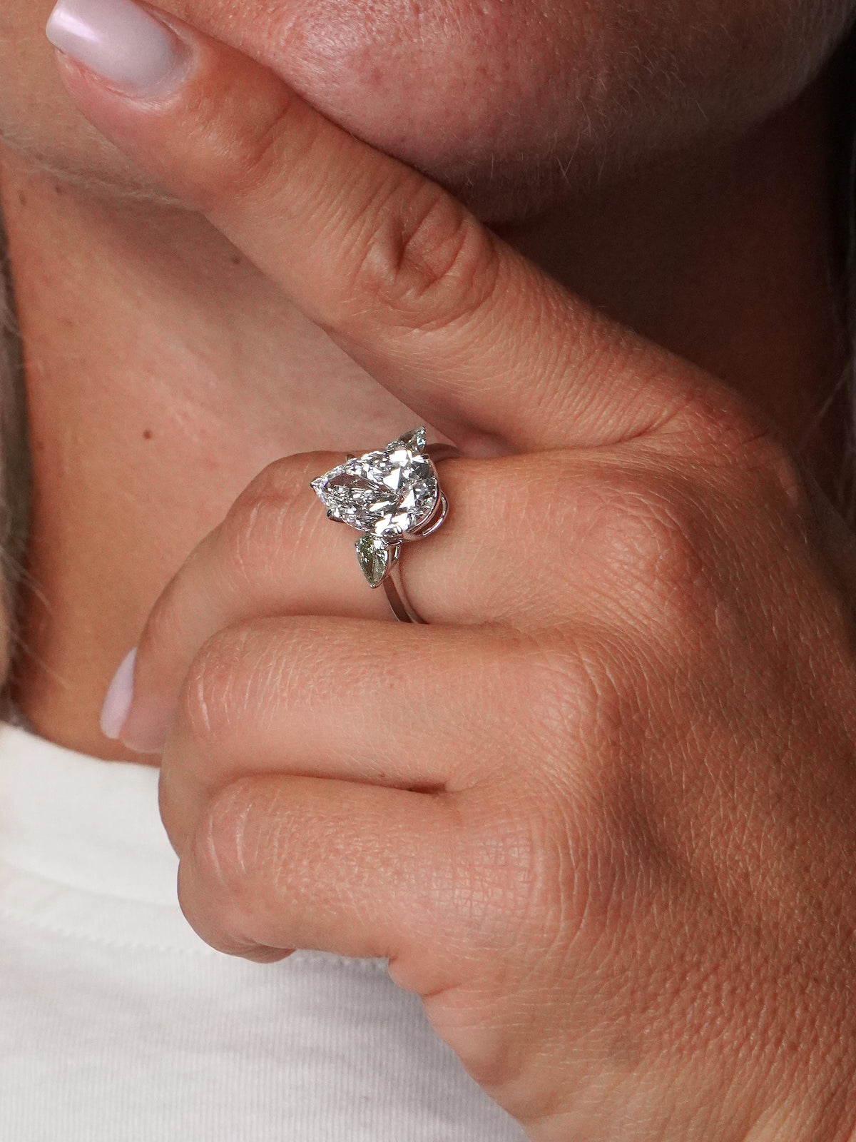 5.68 Ct Pear & Fancy Light Green Lab-Grown Diamond Ring – IGI Certified / VVS2 / 18K White Gold
