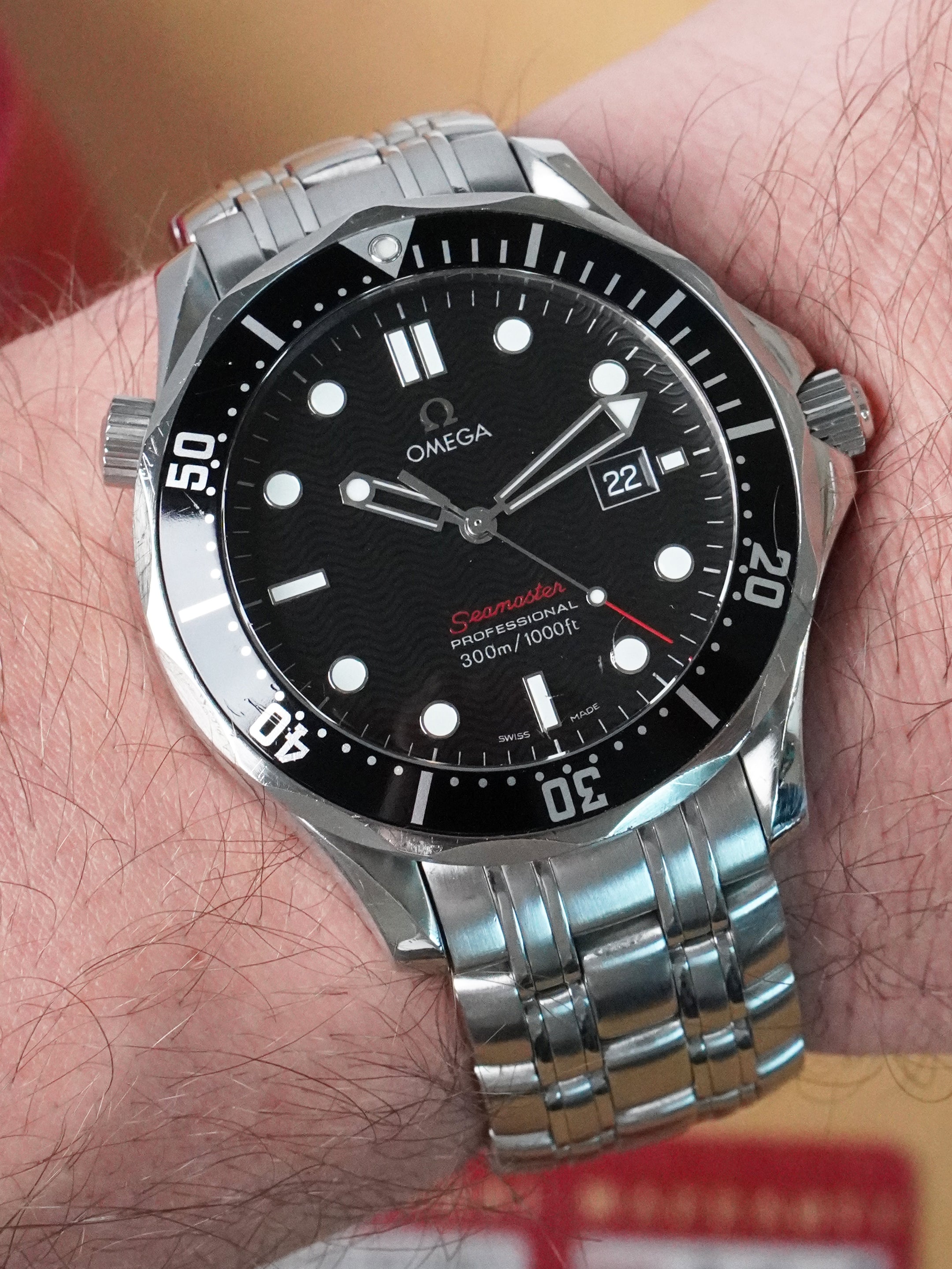 Omega Seamaster Diver 300 M 212.30.41.61.01.001 - SS, Black Dial, Quartz, Full Set (2009)