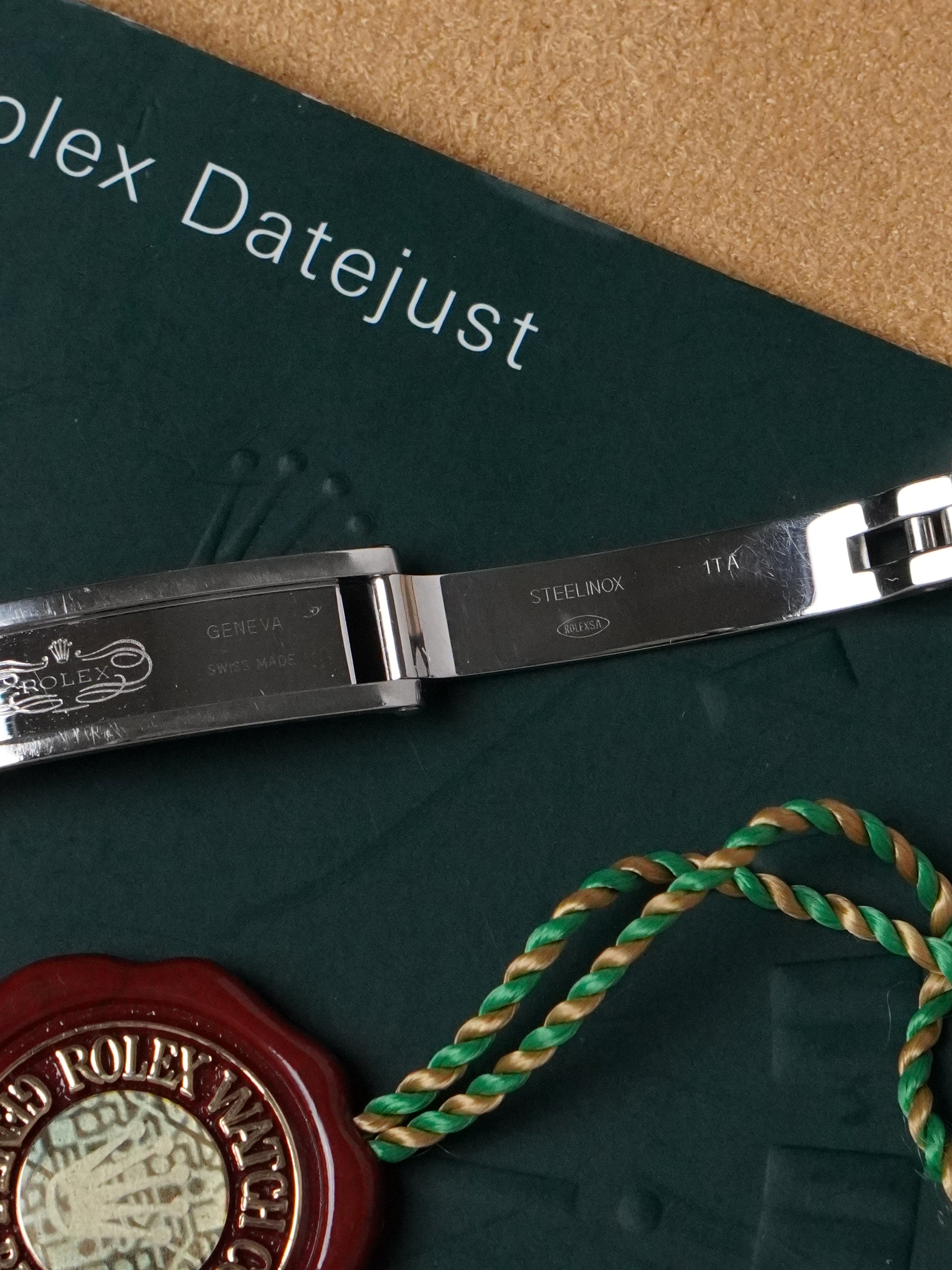 Rolex Lady-Datejust 26mm 179174 - 18k WG/Stainless Steel, Silver Dial, Automatic, Box (2005)