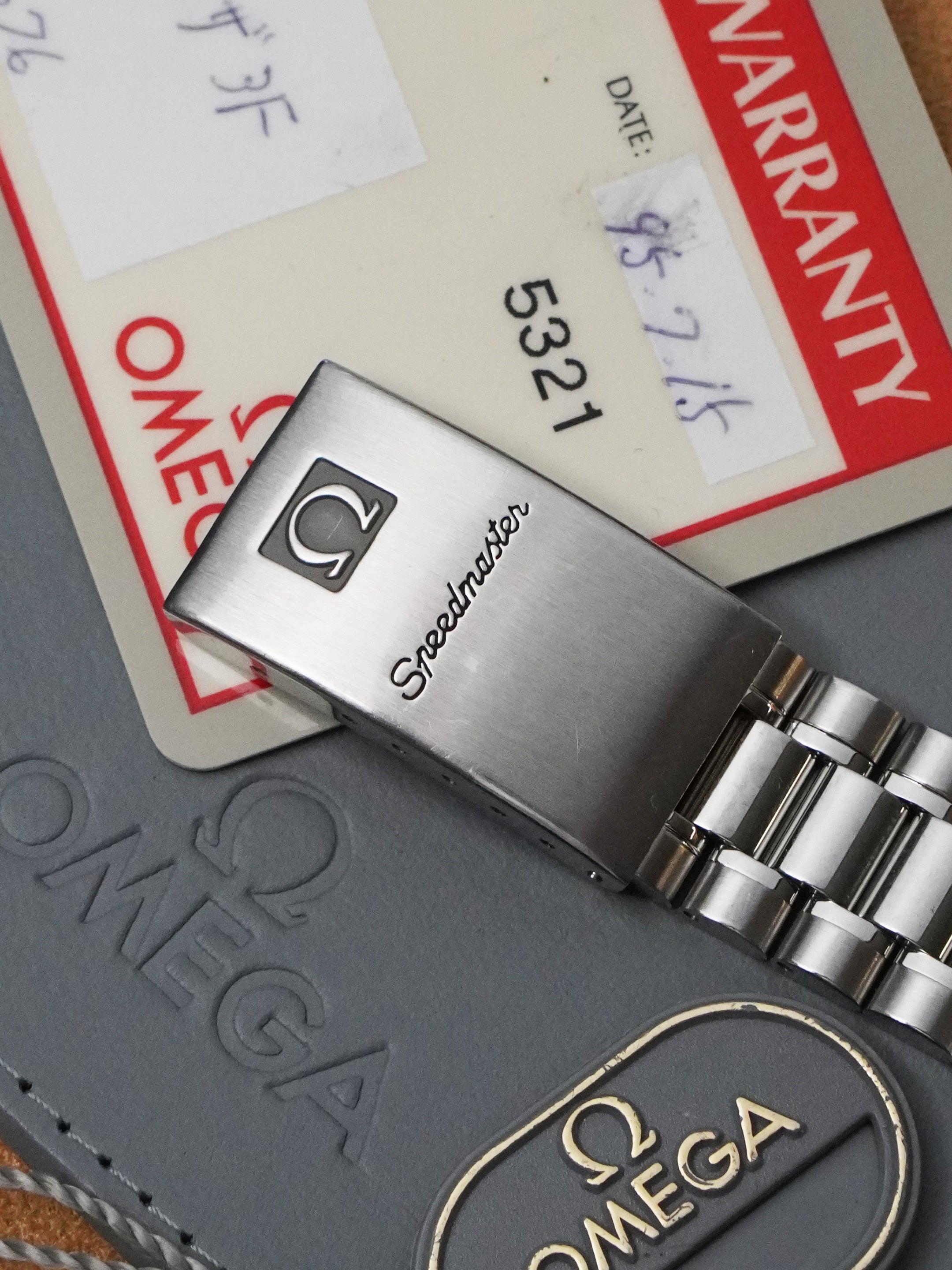 Omega Speedmaster Date 3511.20 - Stainless Steel, White Dial, Automatic, Full Set (1993)