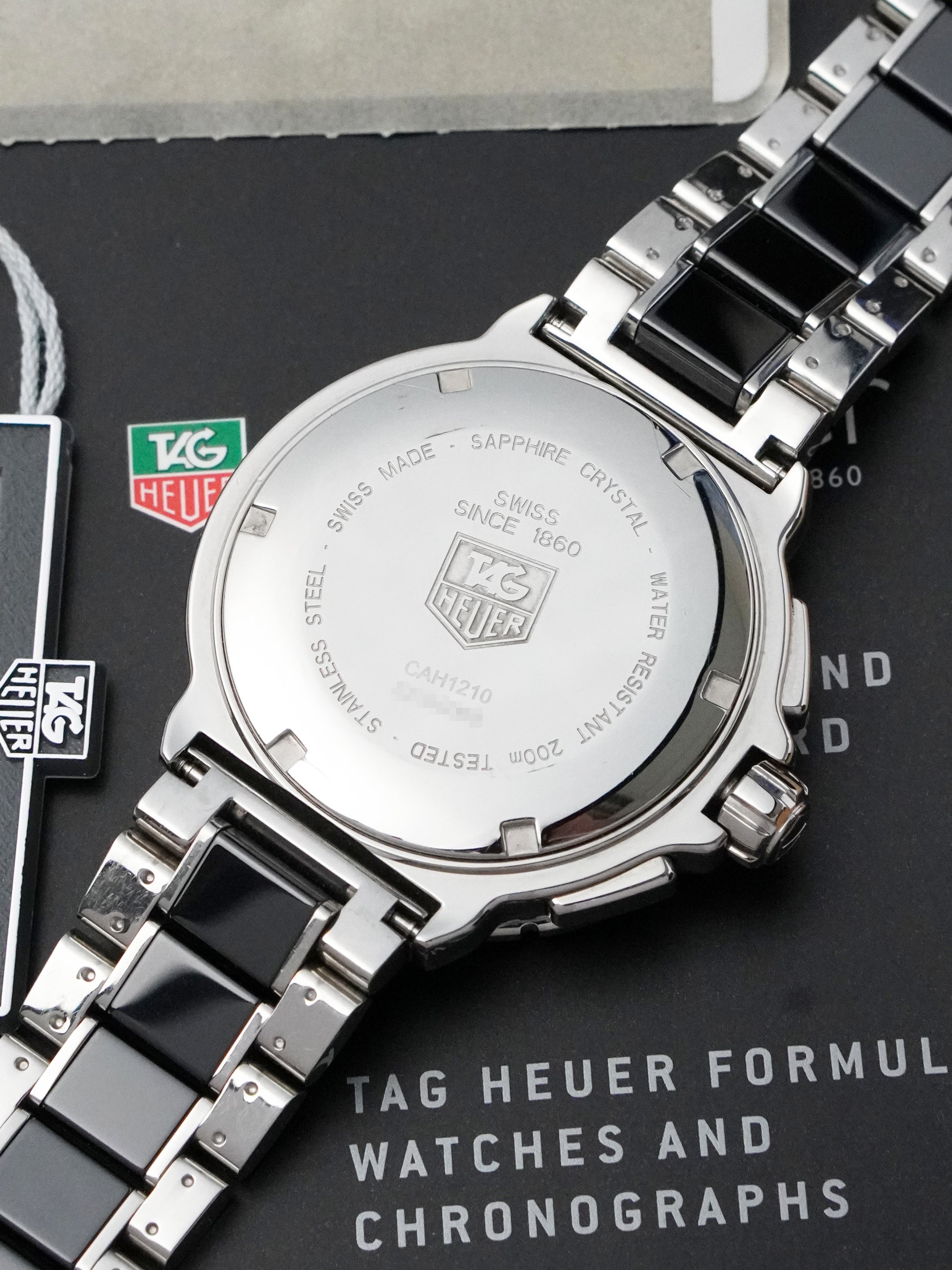 TAG Heuer Formula 1 CAH1210 - Ceramic / Stainless Steel, Black Dial, Quartz, Full Set (2011)