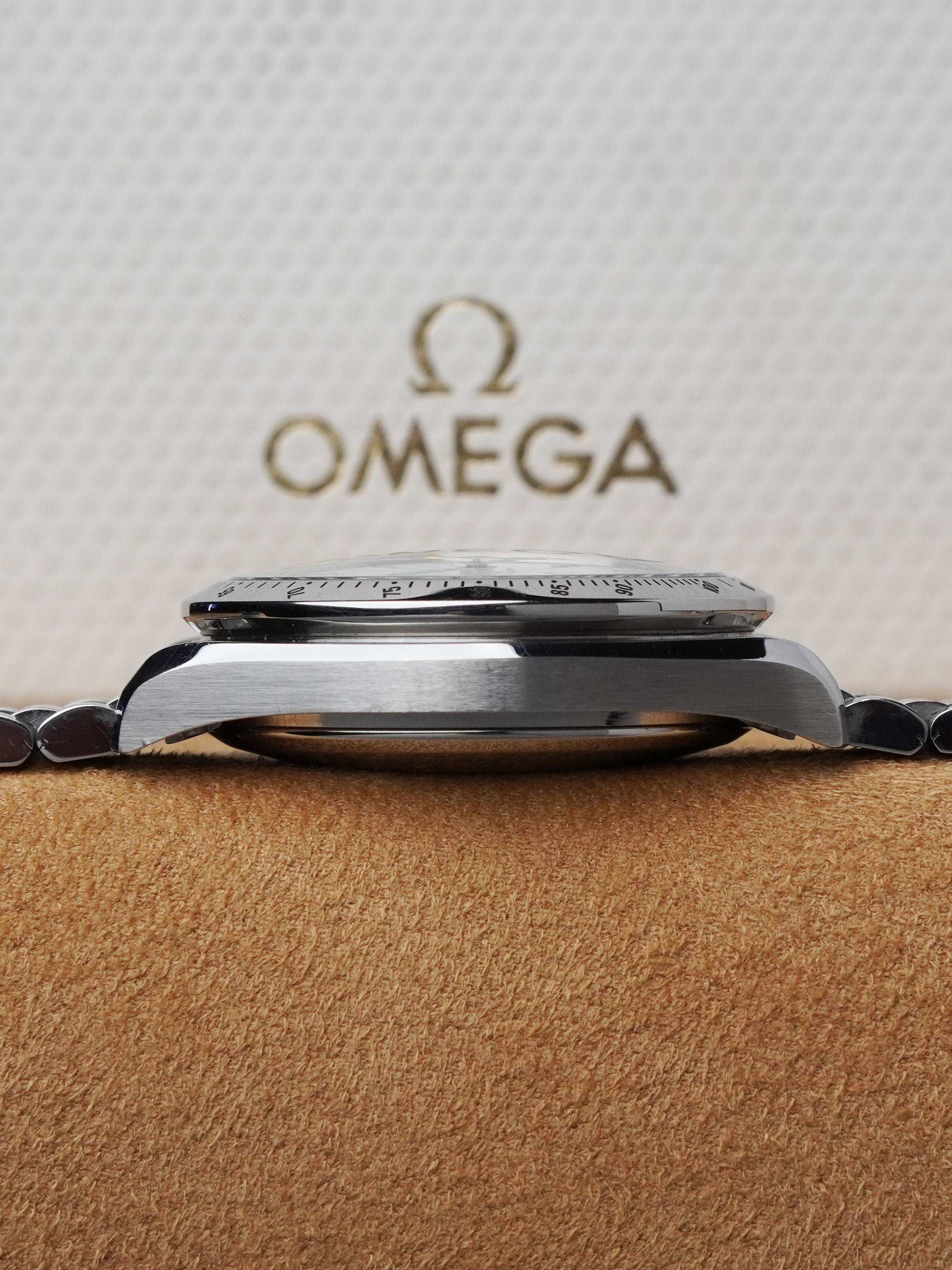 Omega Speedmaster Date 3511.20 - Stainless Steel, White Dial, Automatic, Full Set (1993)