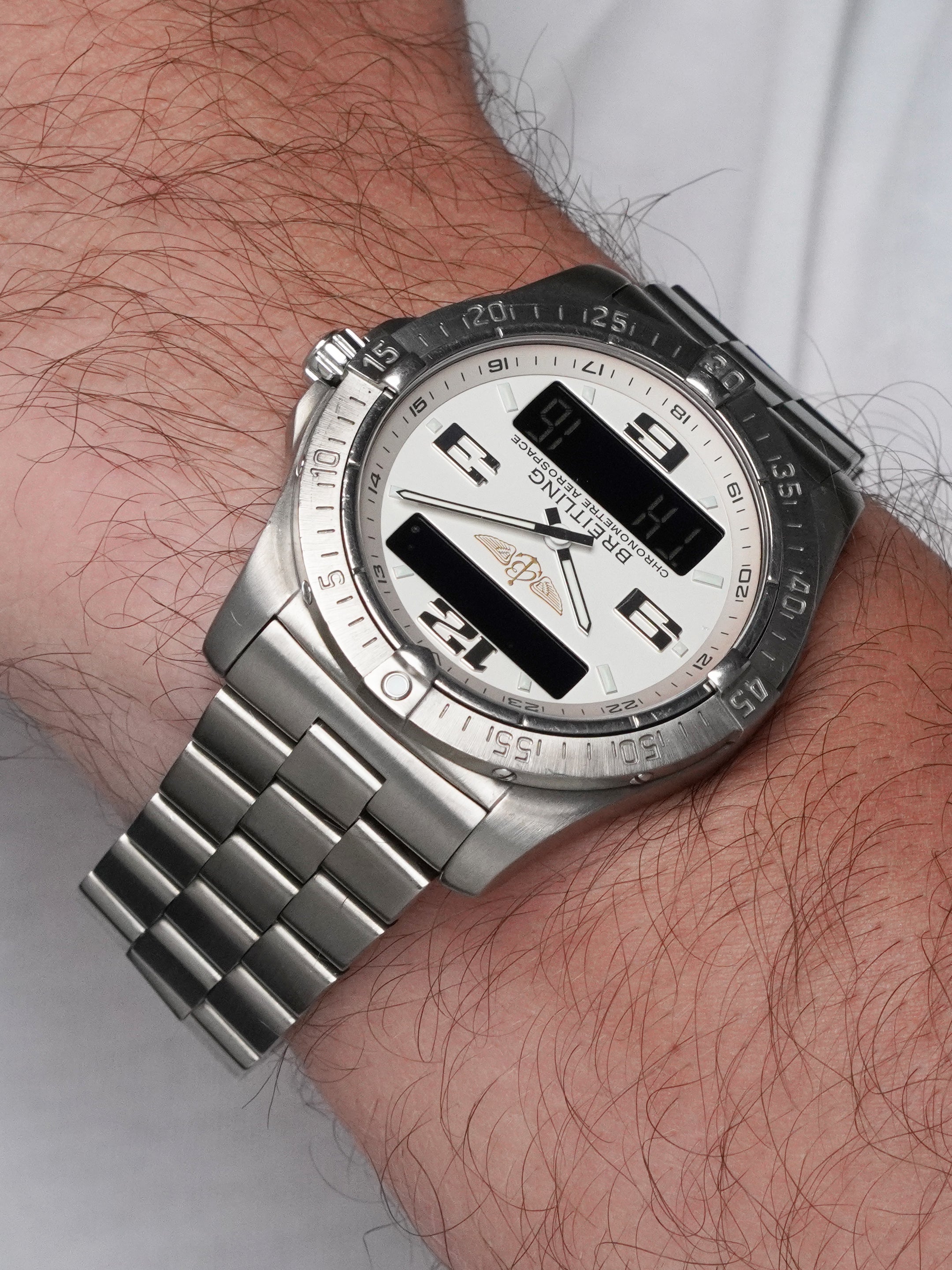 Breitling Aerospace Avantage E79362 - Titanium, White Dial, Quartz, Full Set (2007)
