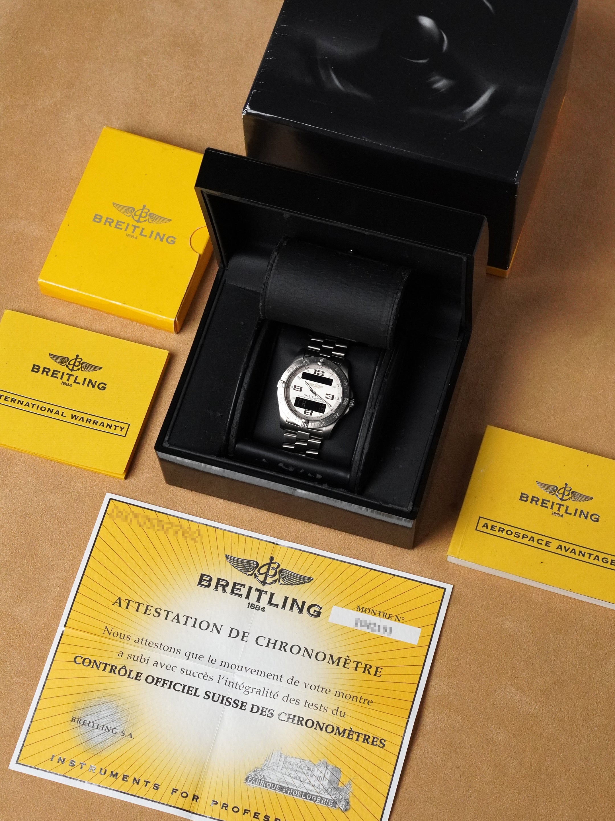 Breitling Aerospace Avantage E79362 - Titanium, White Dial, Quartz, Full Set (2007)