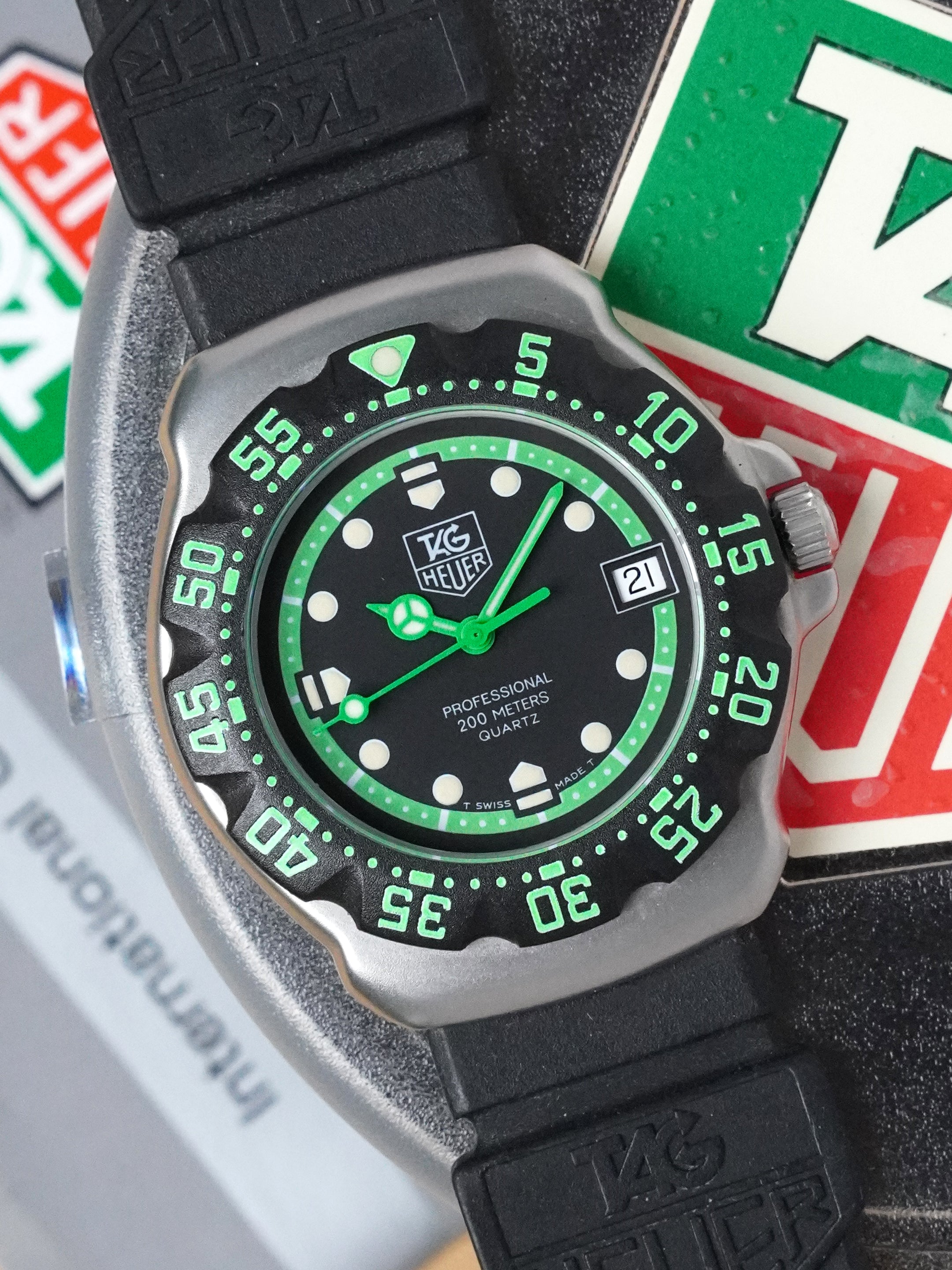 TAG Heuer Formula 1 Quartz WA1215 - Stainless Steel, Black Dial, Quartz, Full Set (1992)