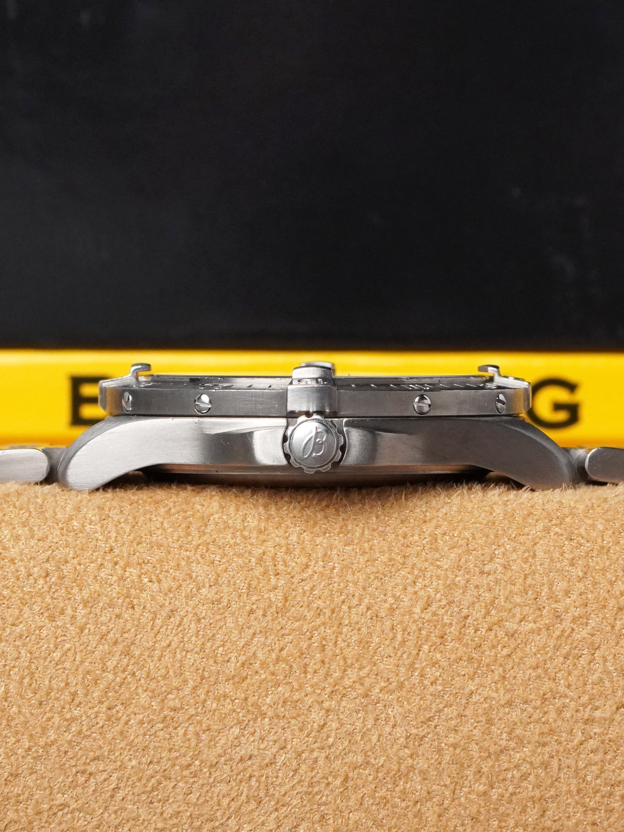 Breitling Aerospace Avantage E79362 - Titanium, White Dial, Quartz, Full Set (2007)