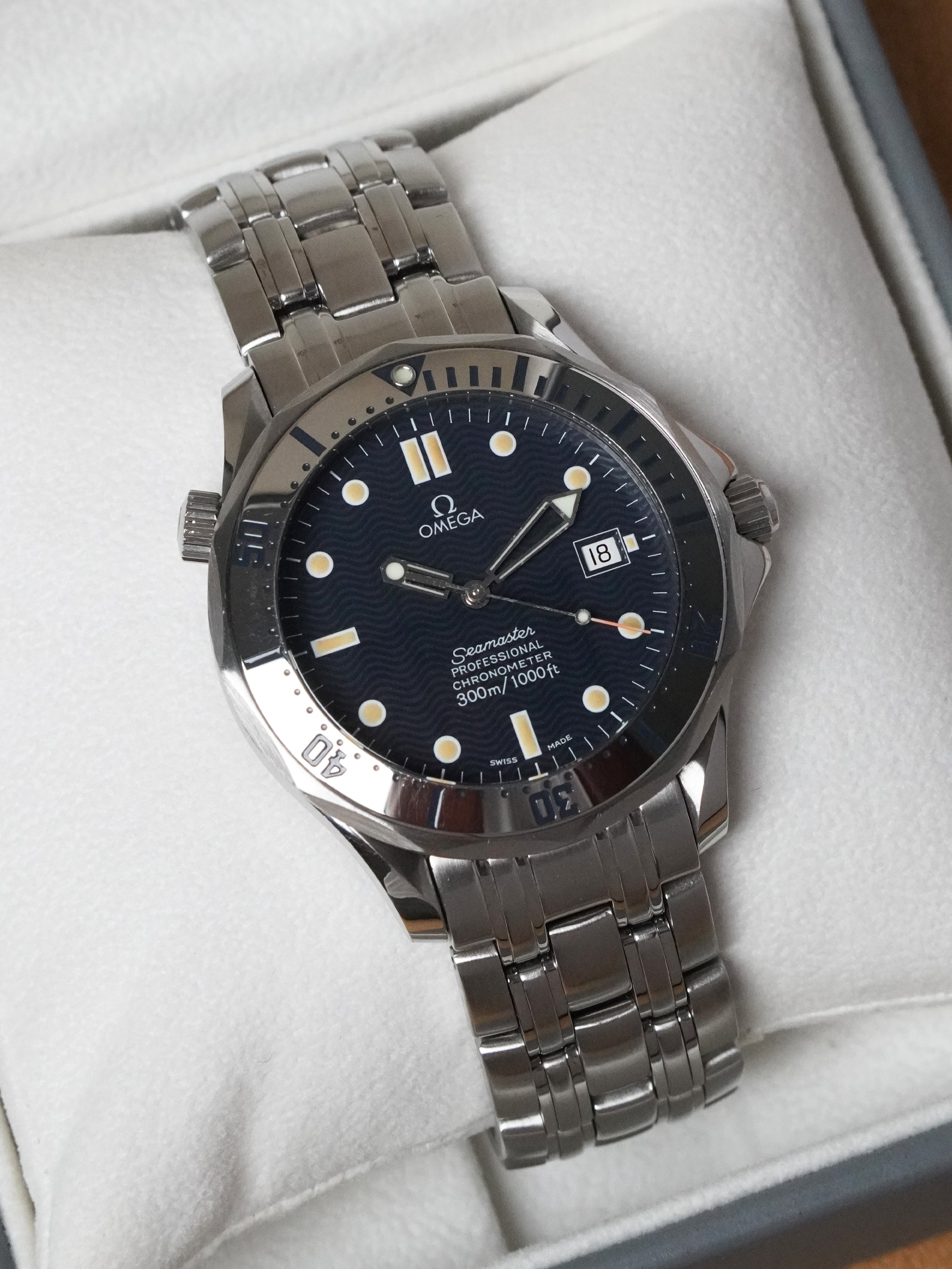 Omega Seamaster Diver 300M 168.1503 - Stainless Steel, Blue Dial, Automatic, Full Set (1993)