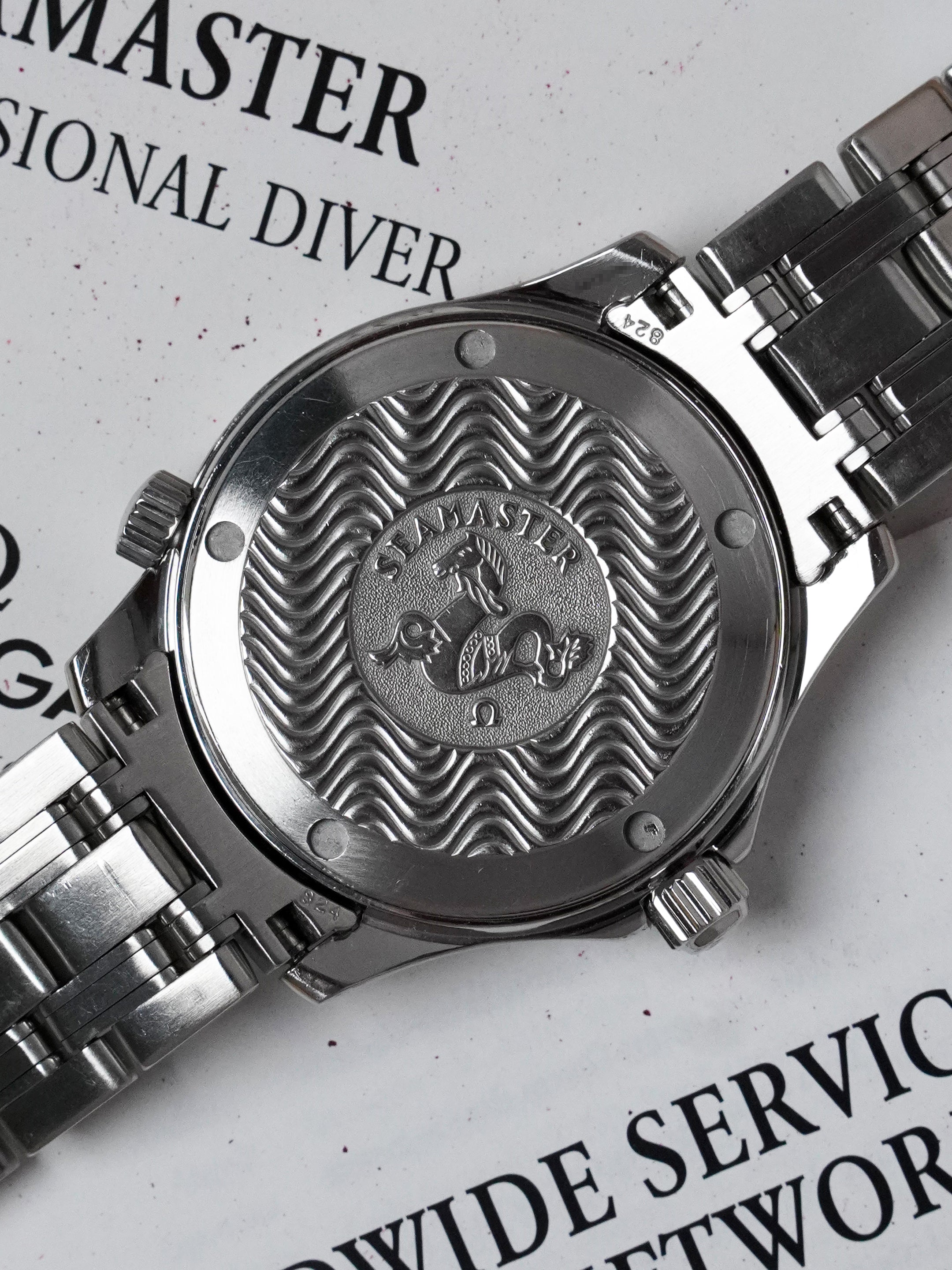 Omega Seamaster Diver 300 M 2561.80.00 - Stainless Steel, Blue Dial, Quartz, Full Set (1998)
