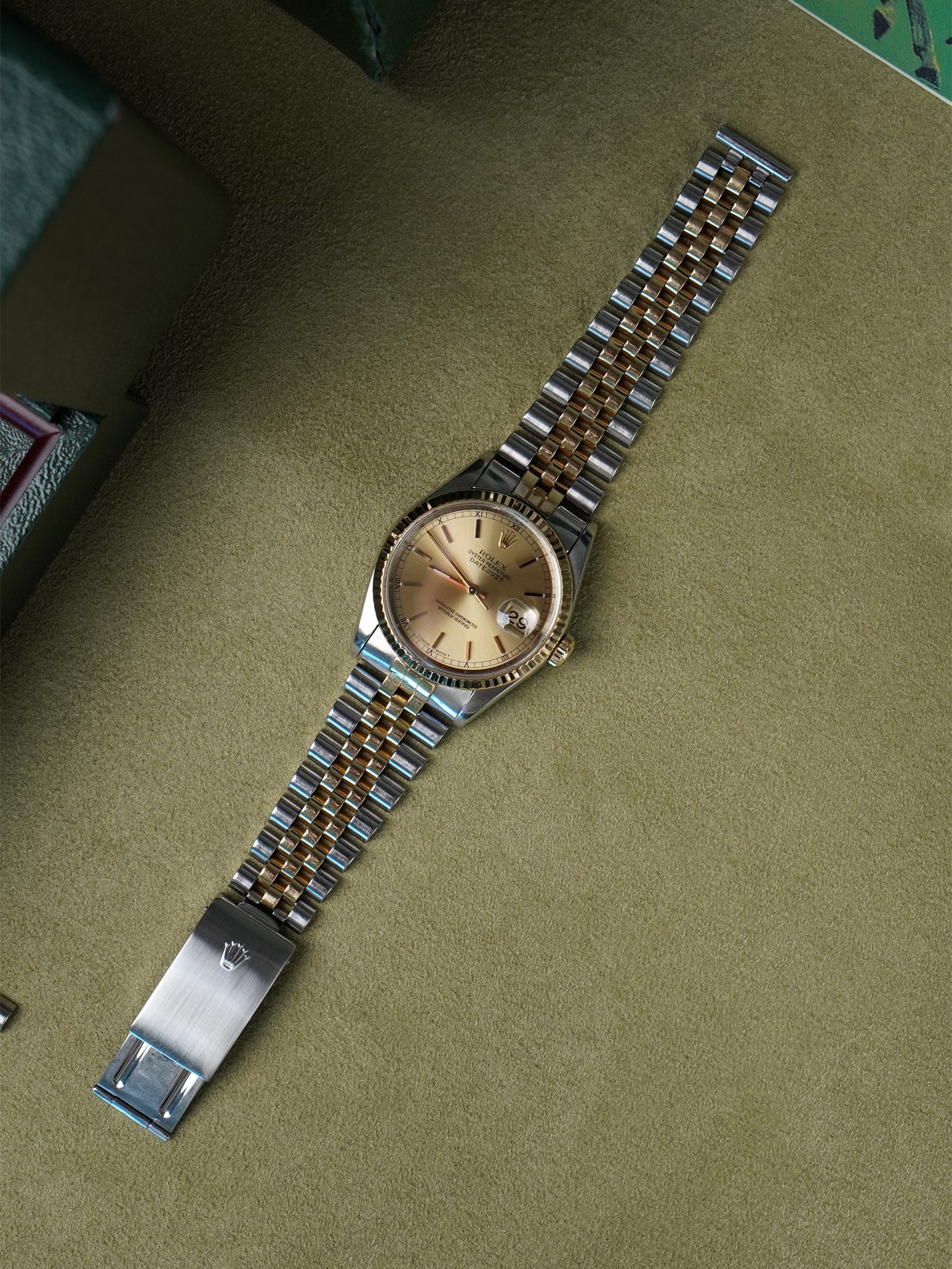 Rolex Datejust 36 16233 - Two-Tone, Champagne Dial, Automatic, Original Box (1996)