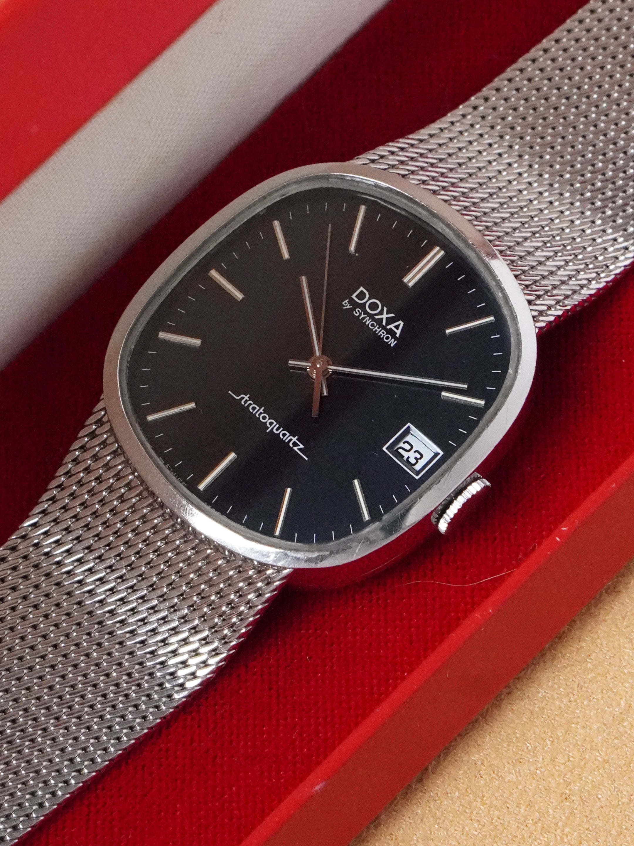 Doxa by Synchron Stratoquartz Ellipse - Stainless Steel, Blue Dial, Quartz, Original Box (1976*)