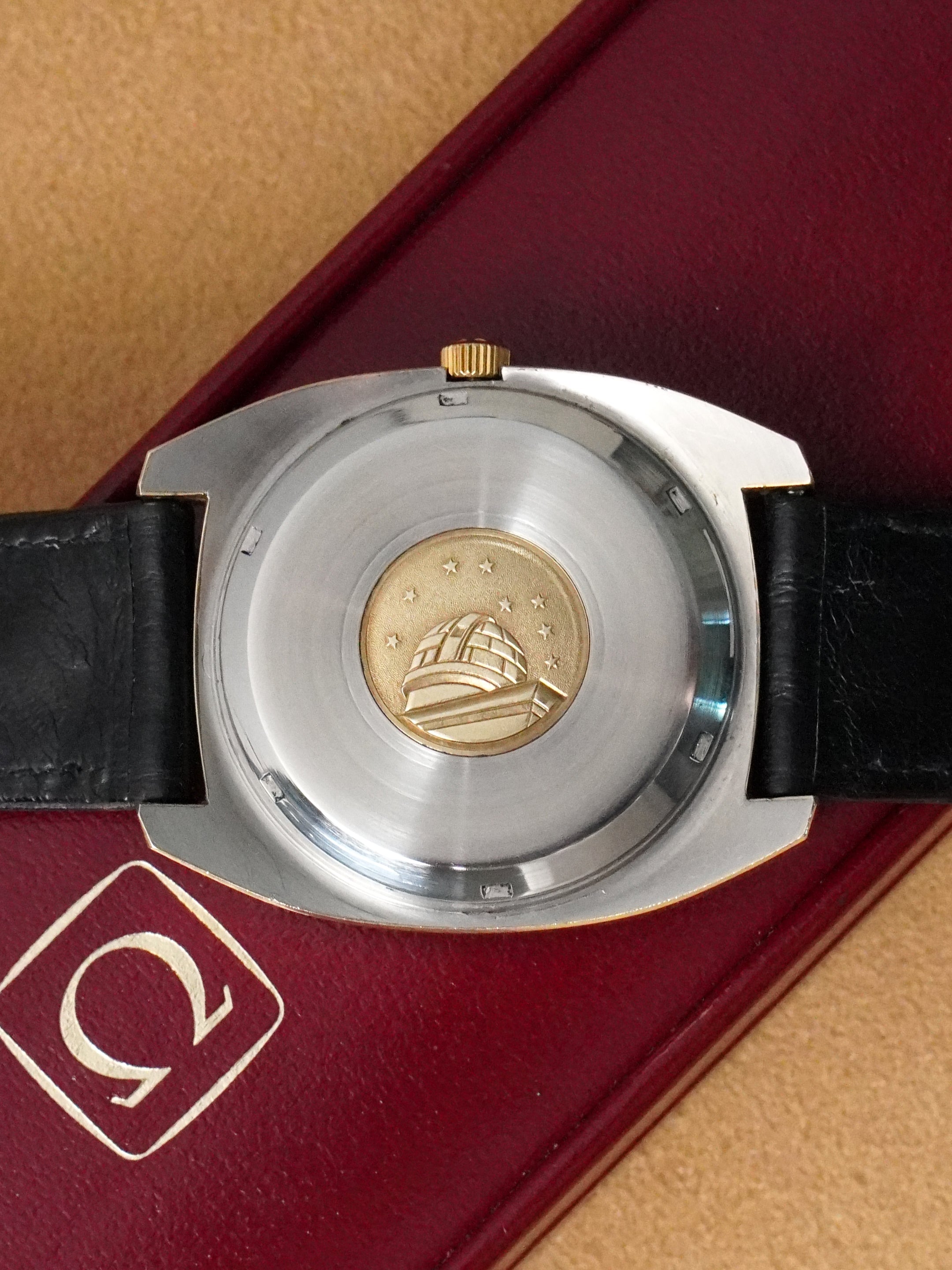Omega Constellation Electronic F300hz 198.0027 - Gold-plated, Gold Dial, Quartz, Original Box (1972)