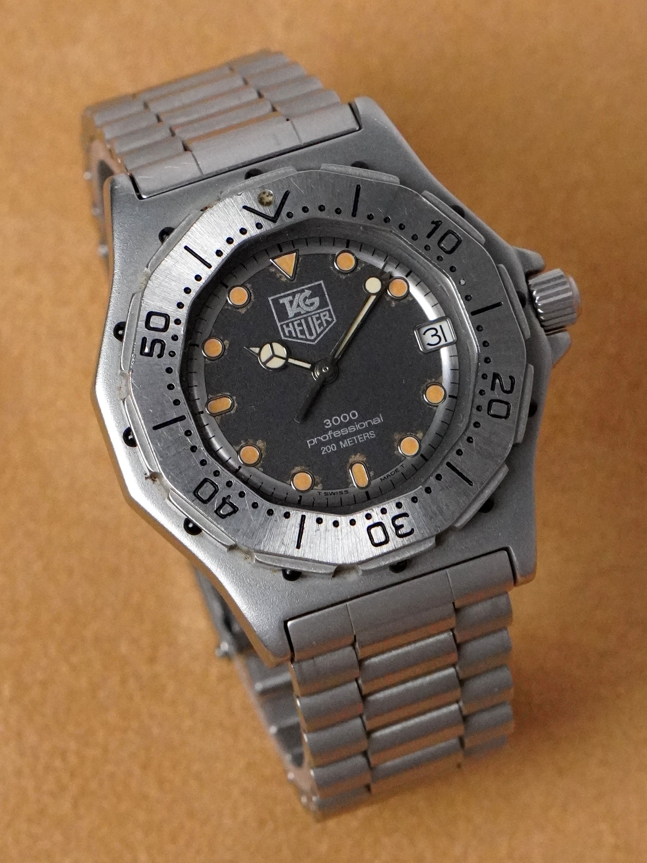 TAG Heuer Professional 3000 932.213 - Stainless Steel, Grey Dial, Quartz, Watch Only (1988)