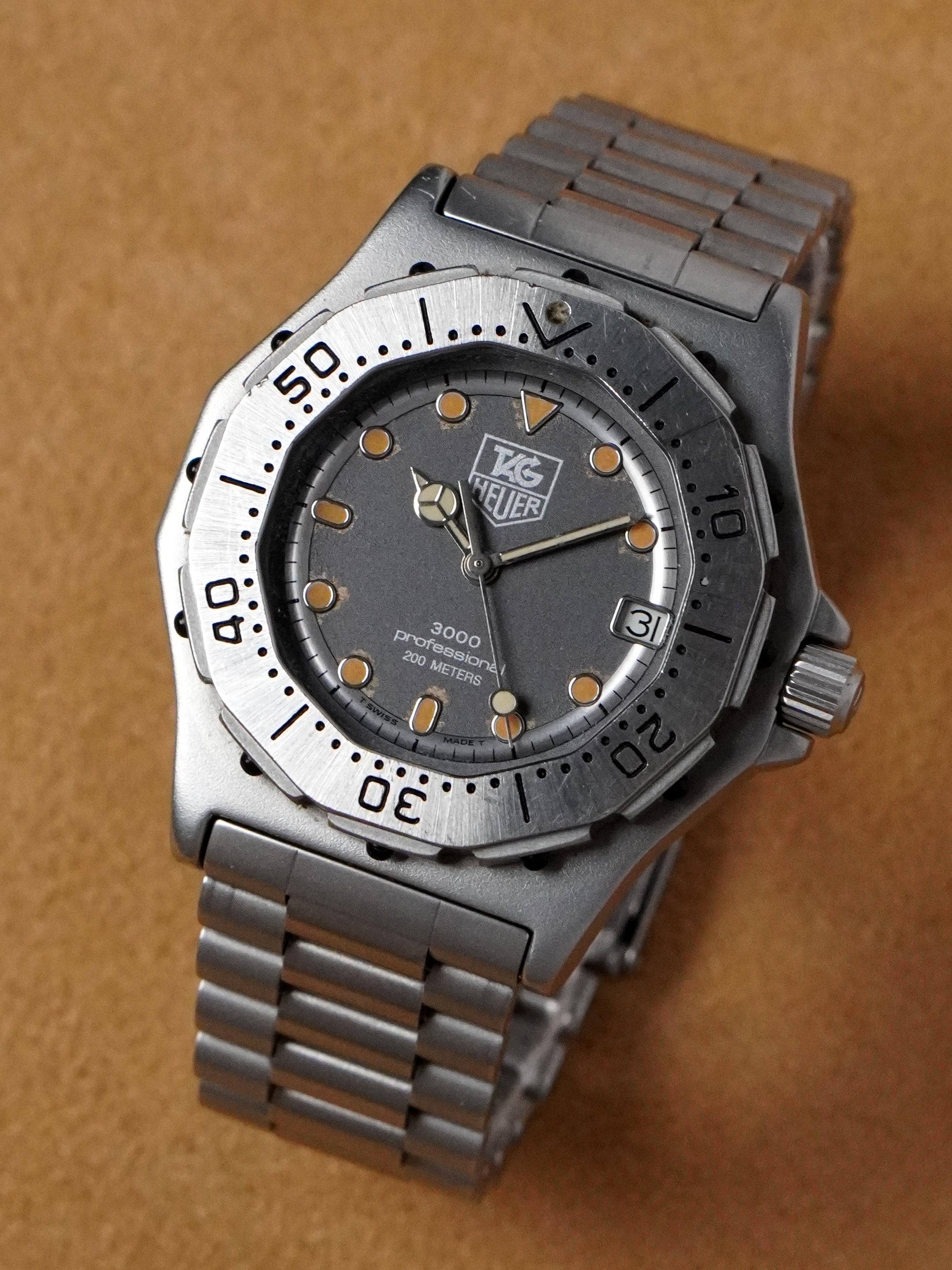 TAG Heuer Professional 3000 932.213 - Stainless Steel, Grey Dial, Quartz, Watch Only (1988)