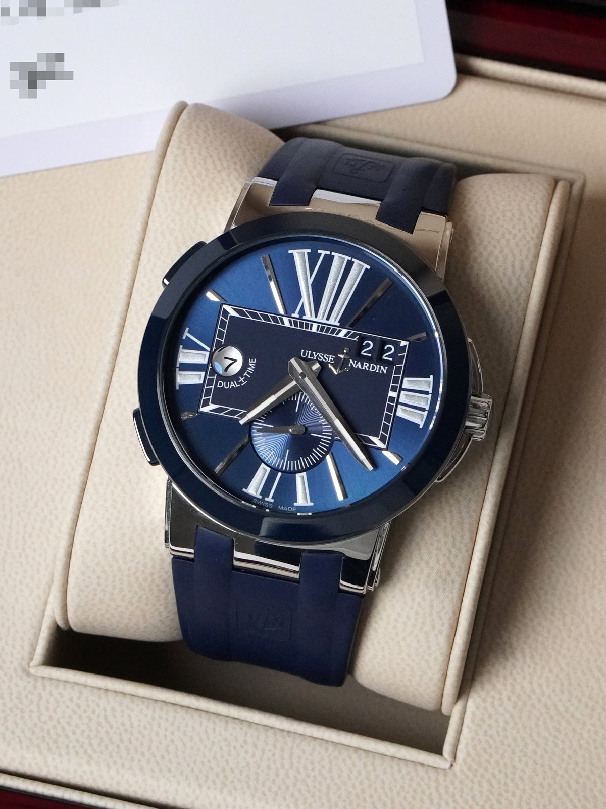 Ulysse Nardin Executive Dual Time 243-00-3/43 - Stainless Steel, Blue Dial, Automatic, Full Set (2015)