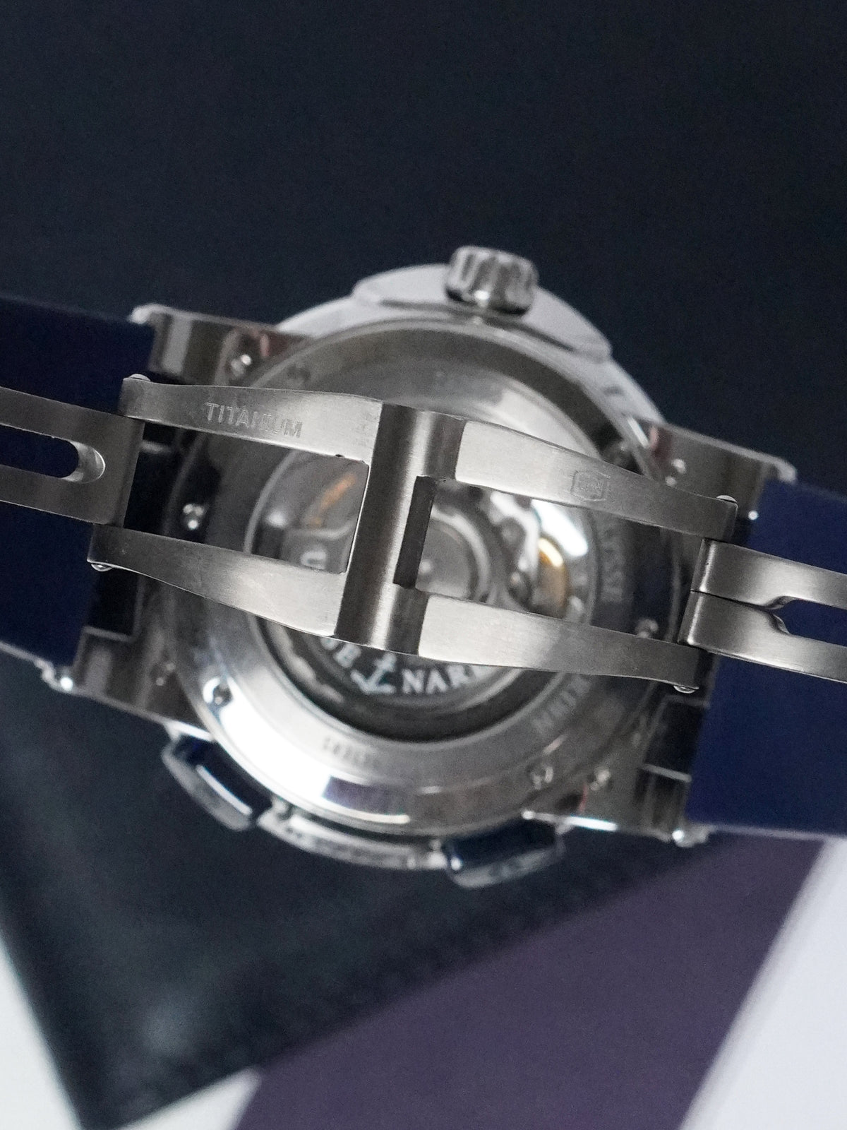 Ulysse Nardin Executive Dual Time 243-00-3/43 - Stainless Steel, Blue Dial, Automatic, Full Set (2015)