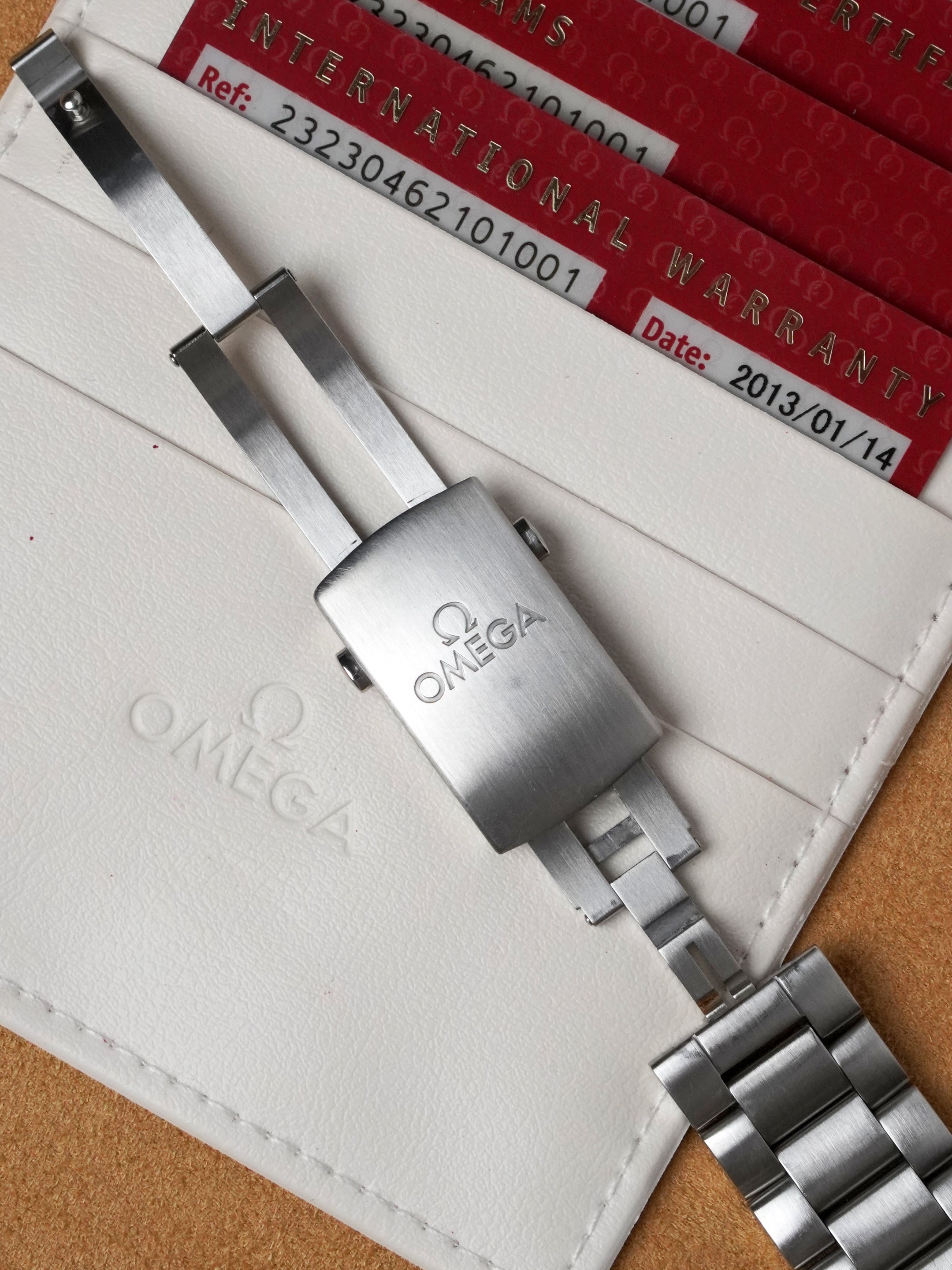 Omega Seamaster Planet Ocean 600m James Bond "SkyFall" 232.30.42.21.01.001 - Full Set (2012)