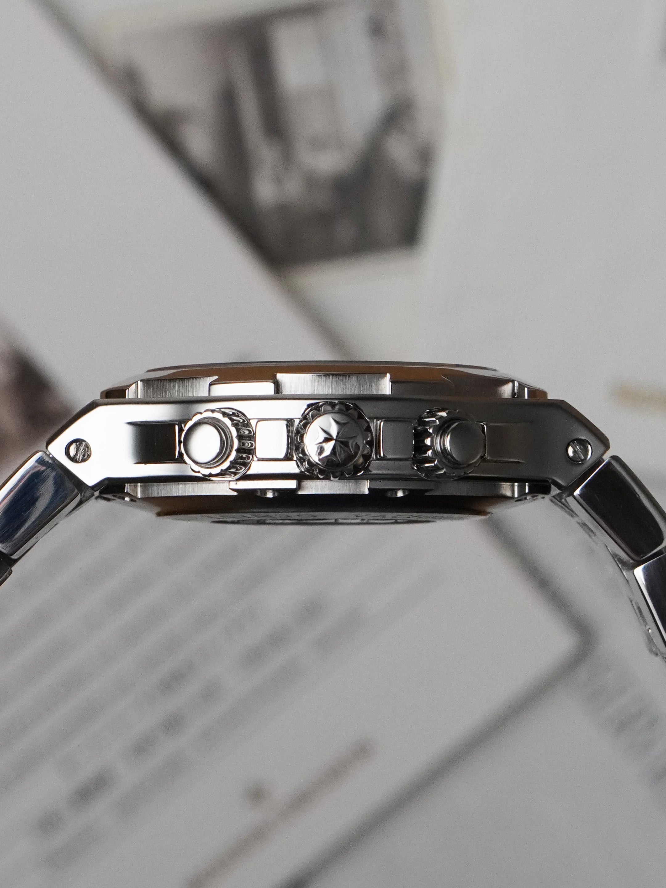 Vacheron Constantin Overseas Chronograph 49140/423A - Stainless