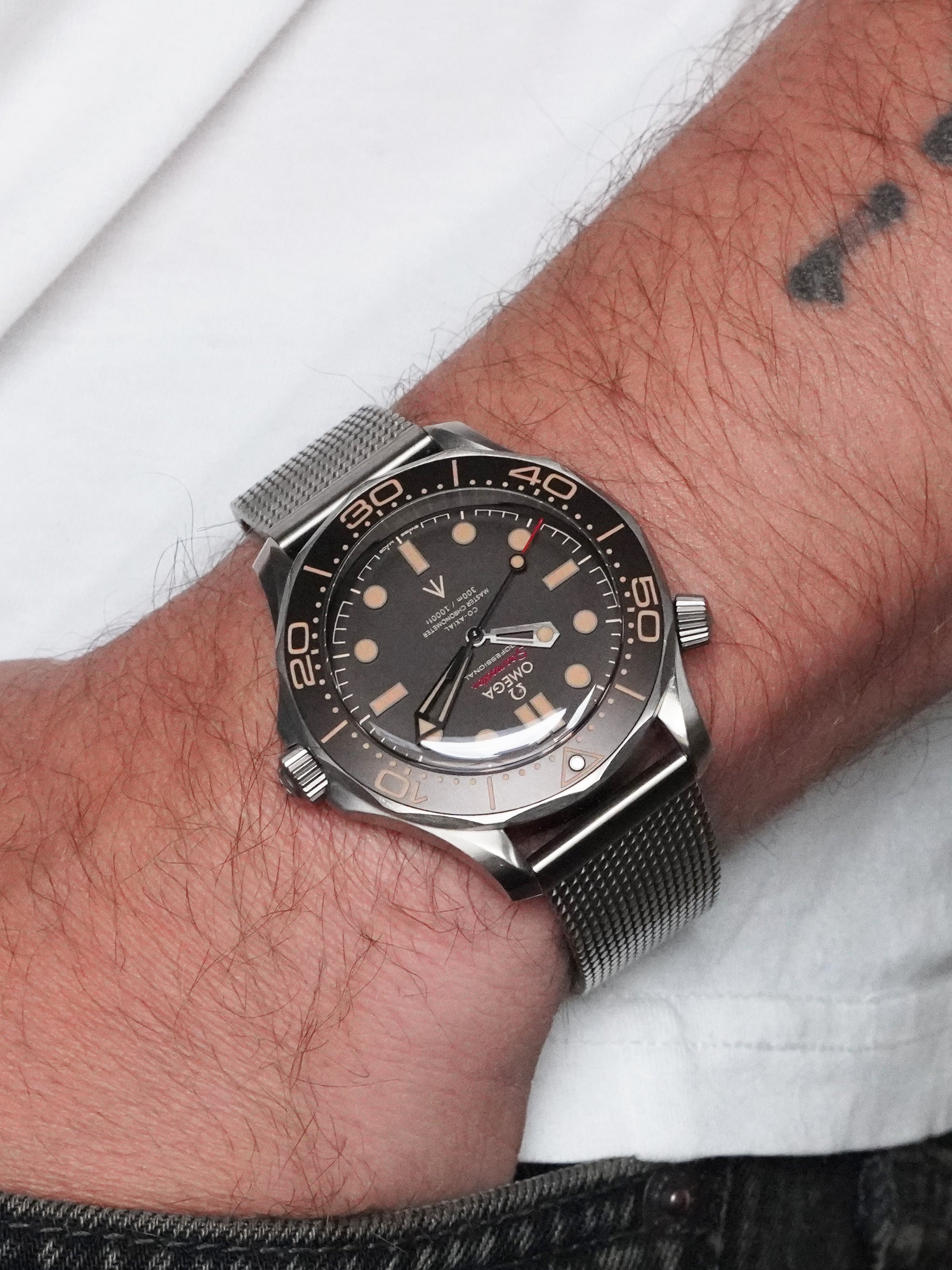 Omega Seamaster Diver 300 M "NTTD" 210.90.42.20.01.001 - Titanium, Brown Dial, Automatic, Full Set (2021)