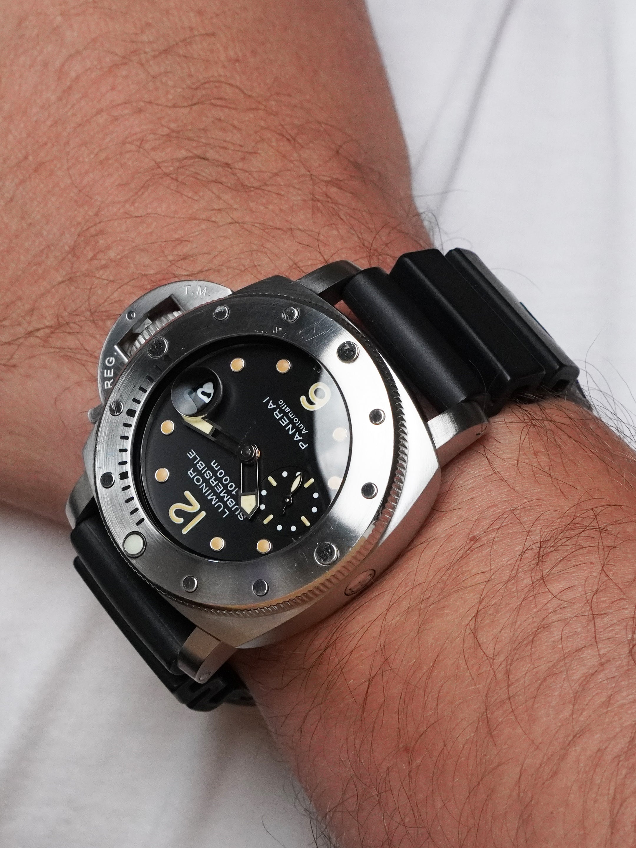 Panerai Luminor 1950 Submersible PAM 00243 - Stainless Steel, Black Dial, Full Set (2010)