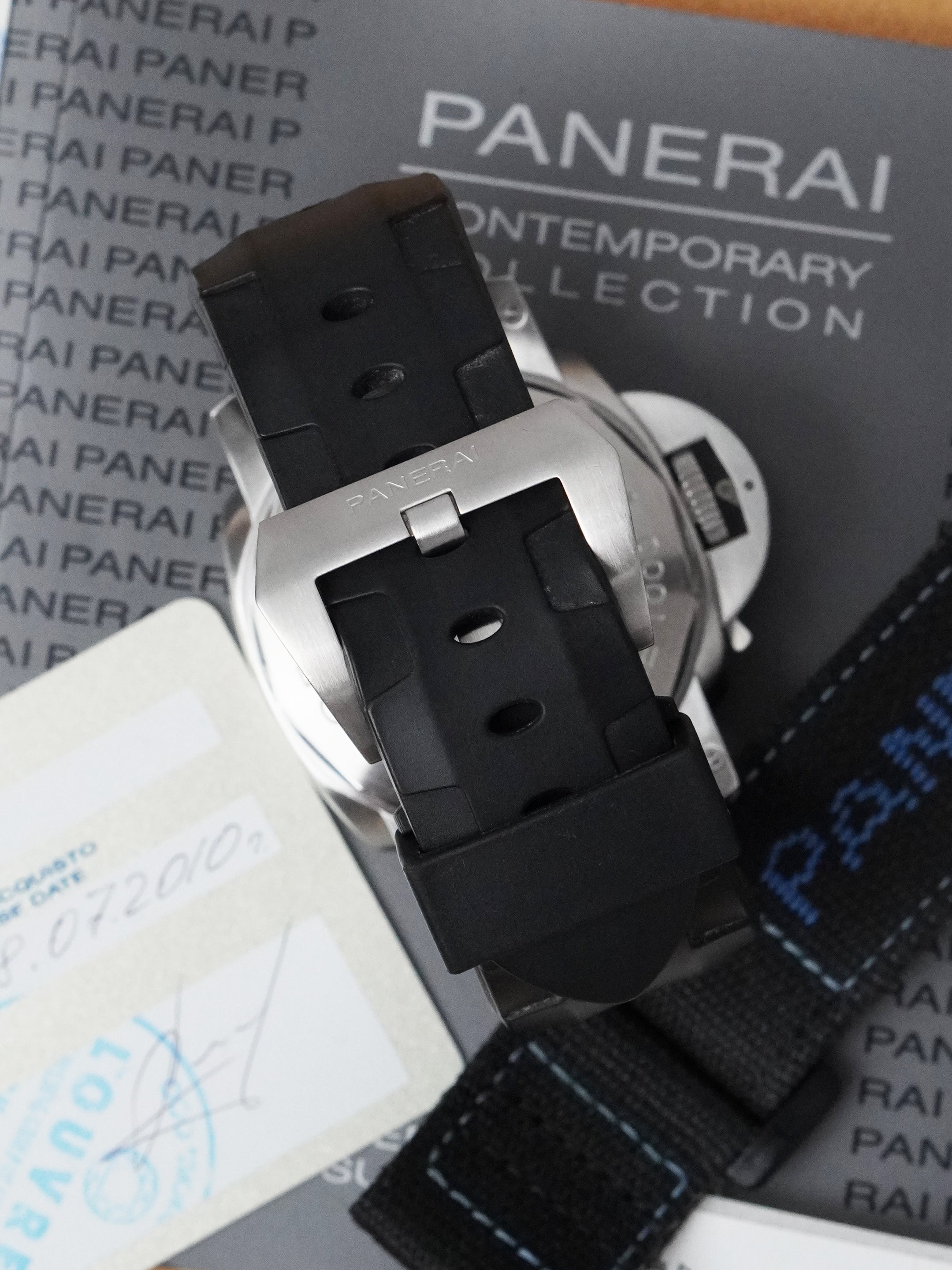 Panerai Luminor 1950 Submersible PAM 00243 - Stainless Steel, Black Dial, Full Set (2010)