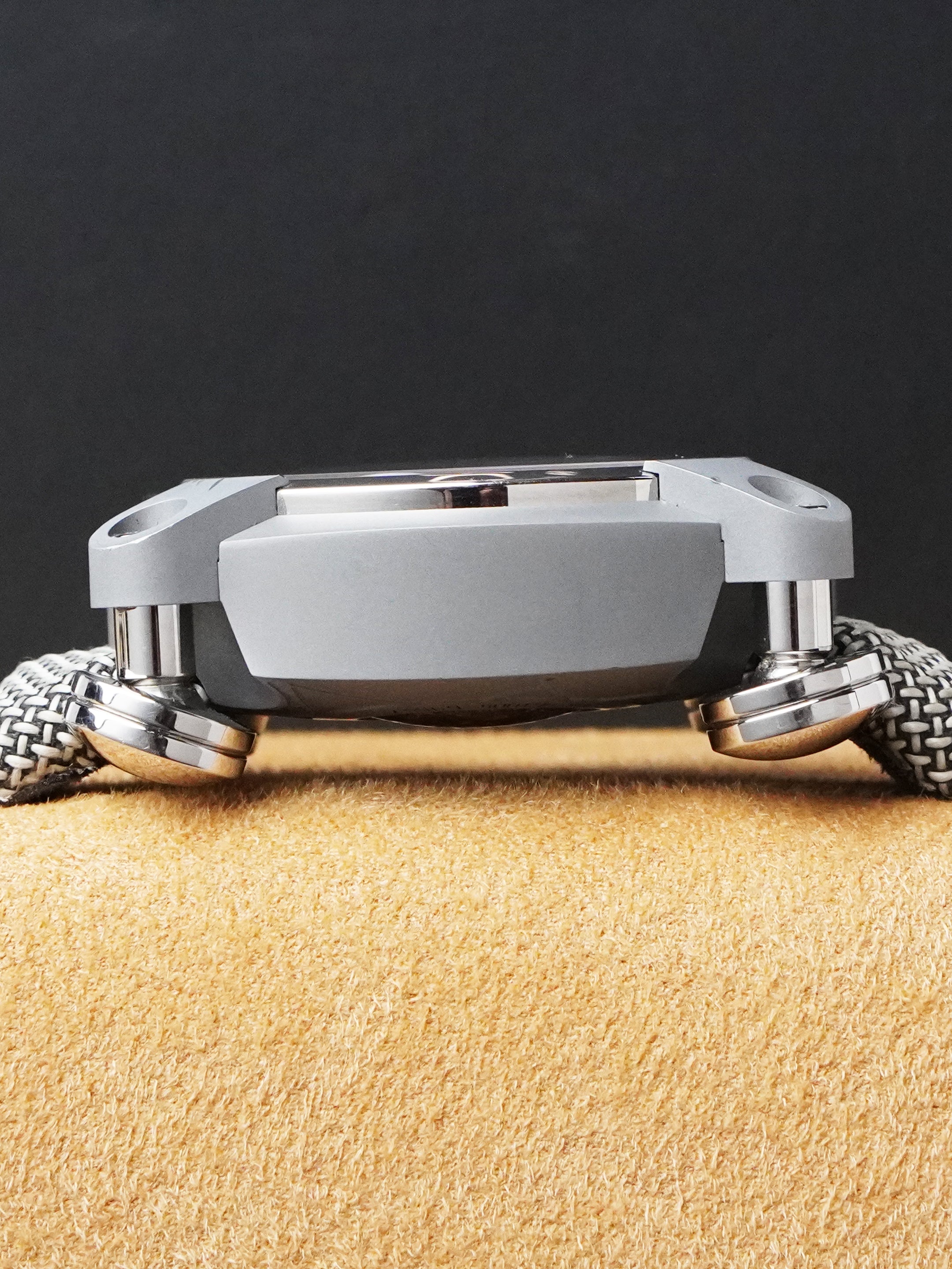 Romain Jerome Moon-DNA JMAUIN.020.03 - Titanium, Grey Dial, Automatic, Full Set (2011)