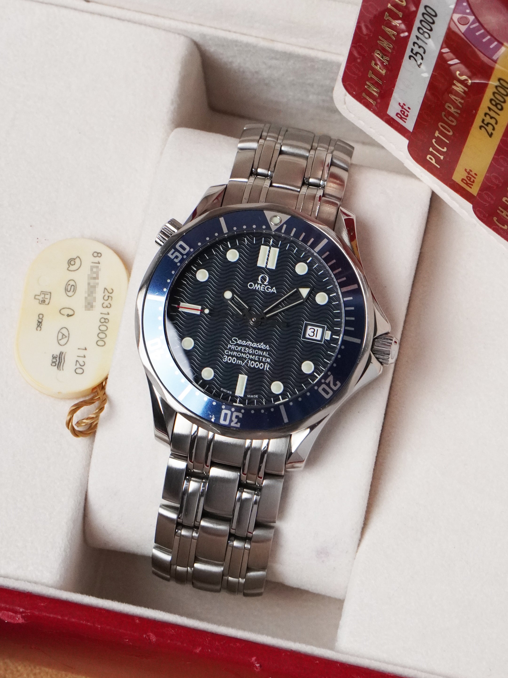 Omega Seamaster Diver 300 M 2531.80.00 - "James Bond", Automatic, Full Set (2007)