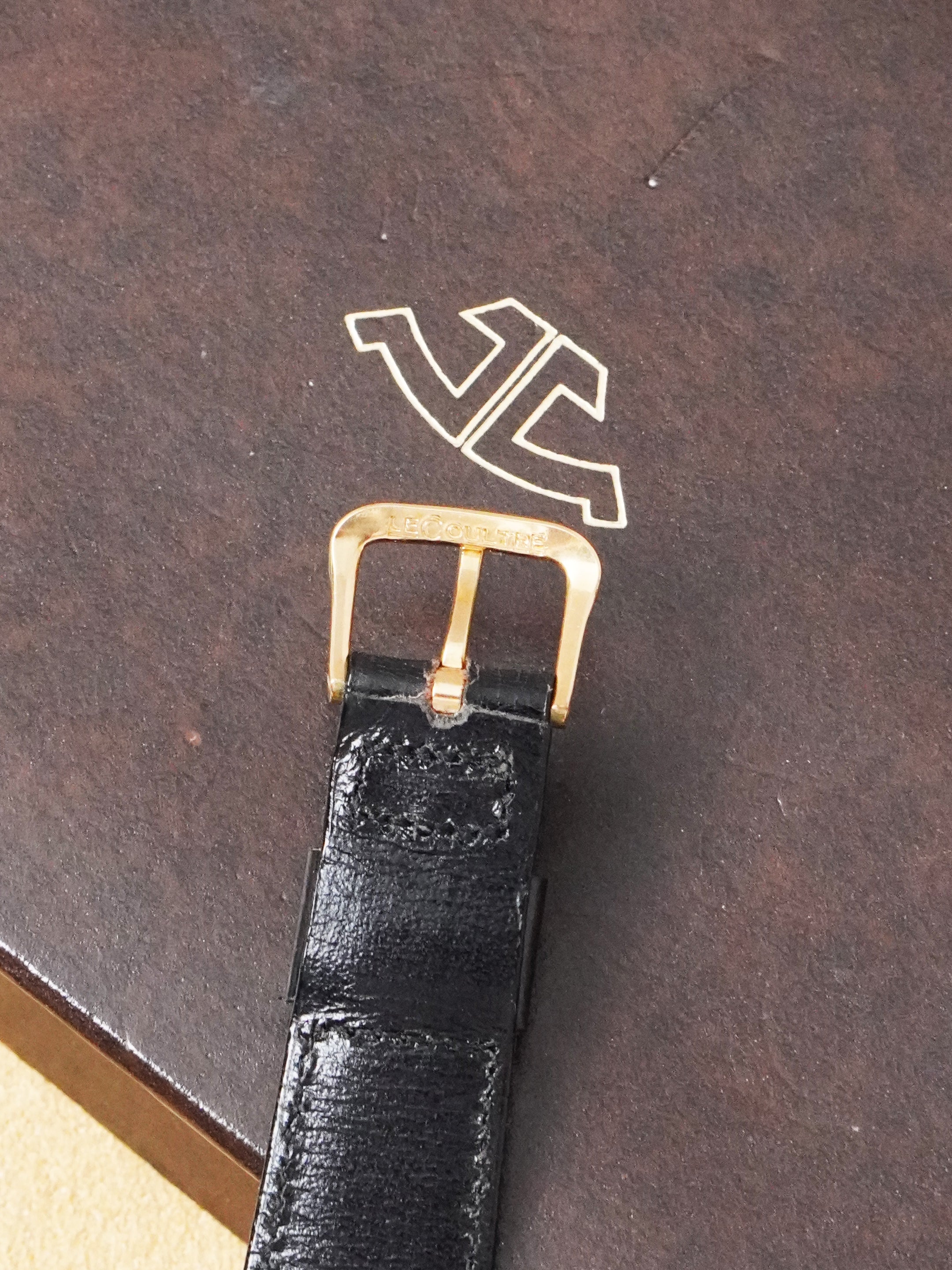 Jaeger-LeCoultre 2953 - 14k 0.585 Yellow Gold, Cream Dial, Manual Winding, Box (1957)