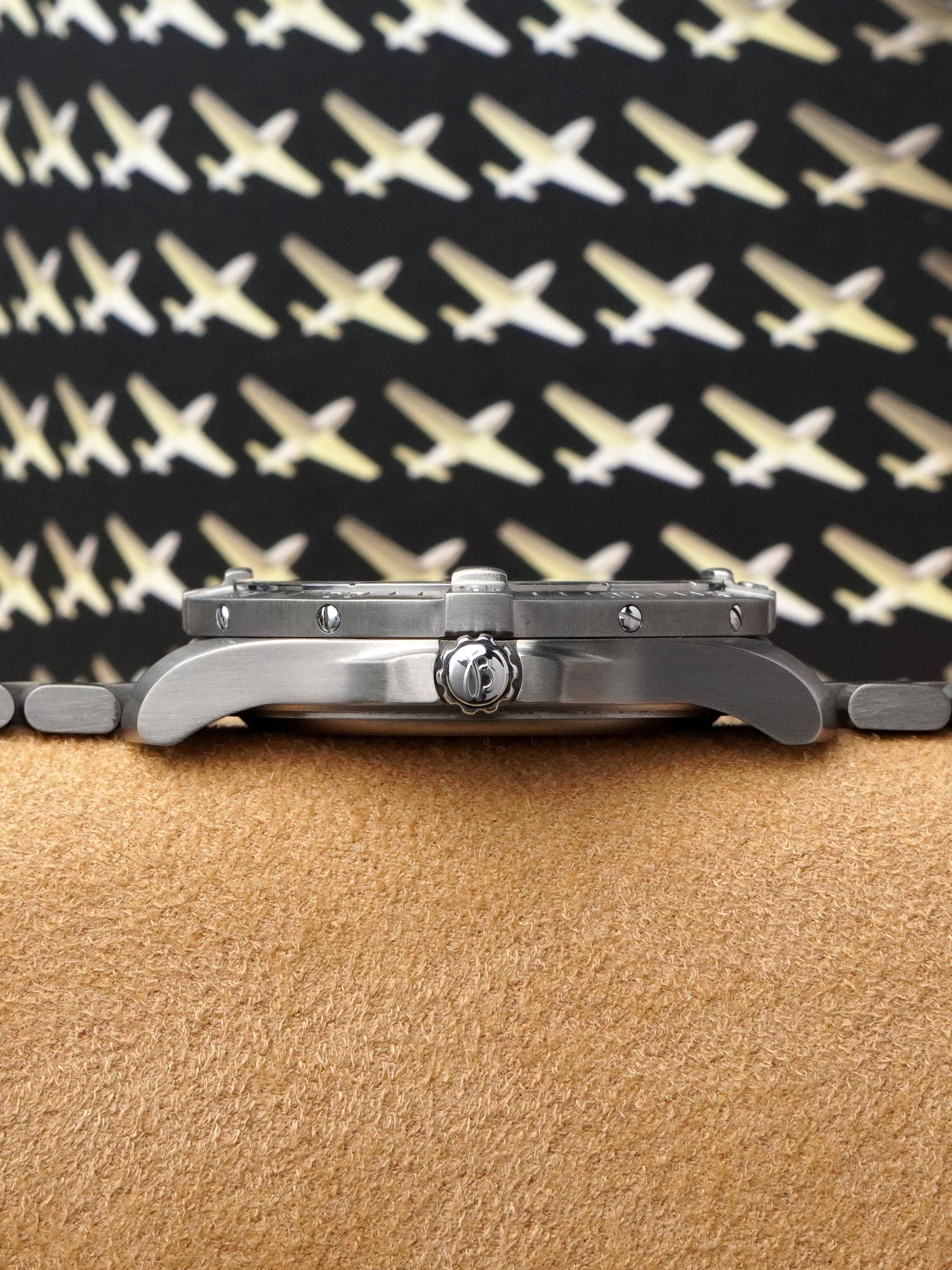 Breitling Aerospace Avantage E7936210/B962 - Titanium, Black Dial, Quartz, Full Set (2015)