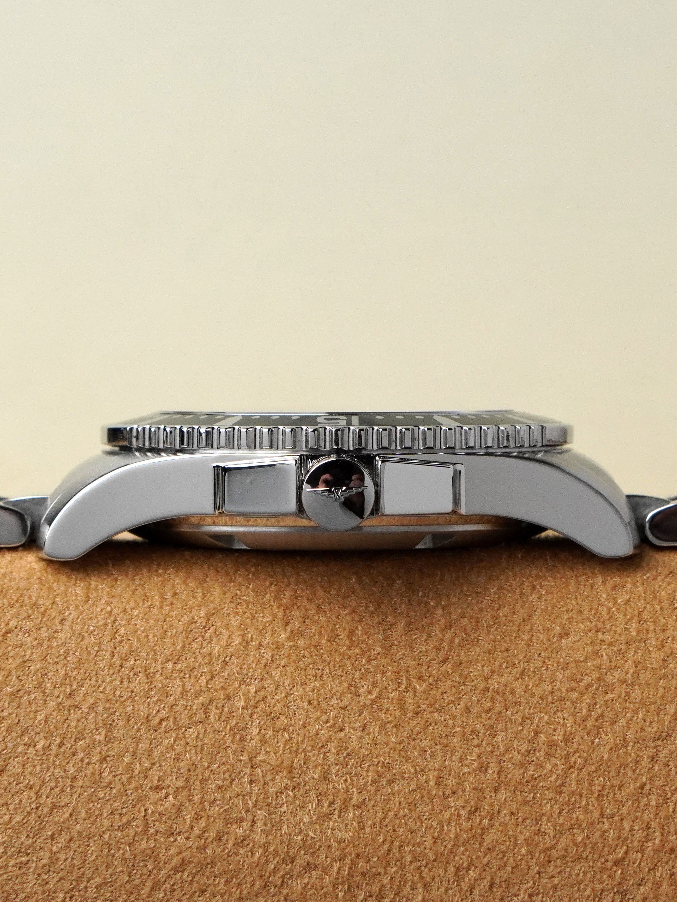 Longines HydroConquest L3.642.4.56.6 - Stainless Steel, Black Dial, Automatic, Full Set (2010)