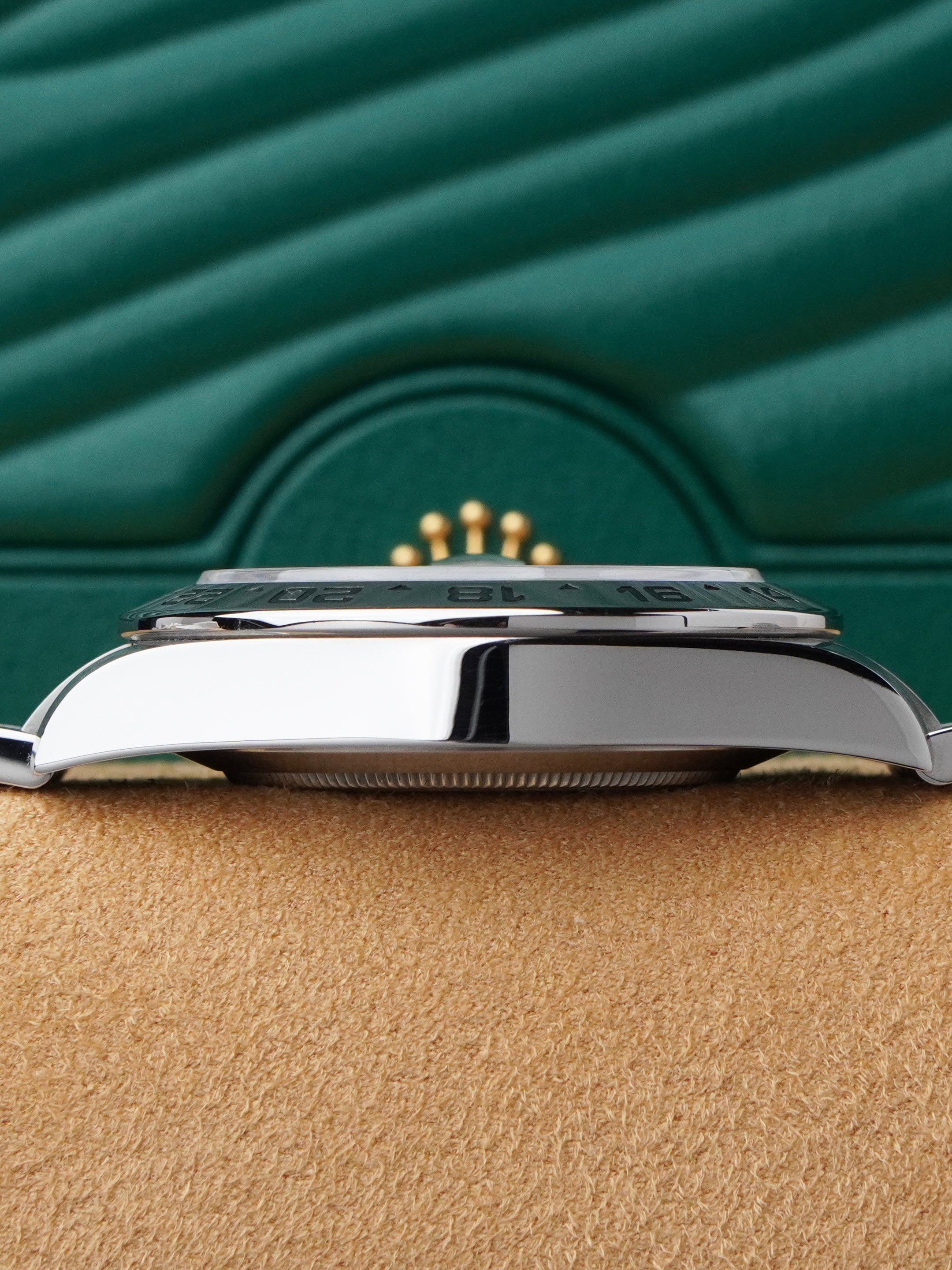 Rolex Explorer II "Polar" 216570 - Stainless Steel, White Dial, Automatic, Full Set (2017)