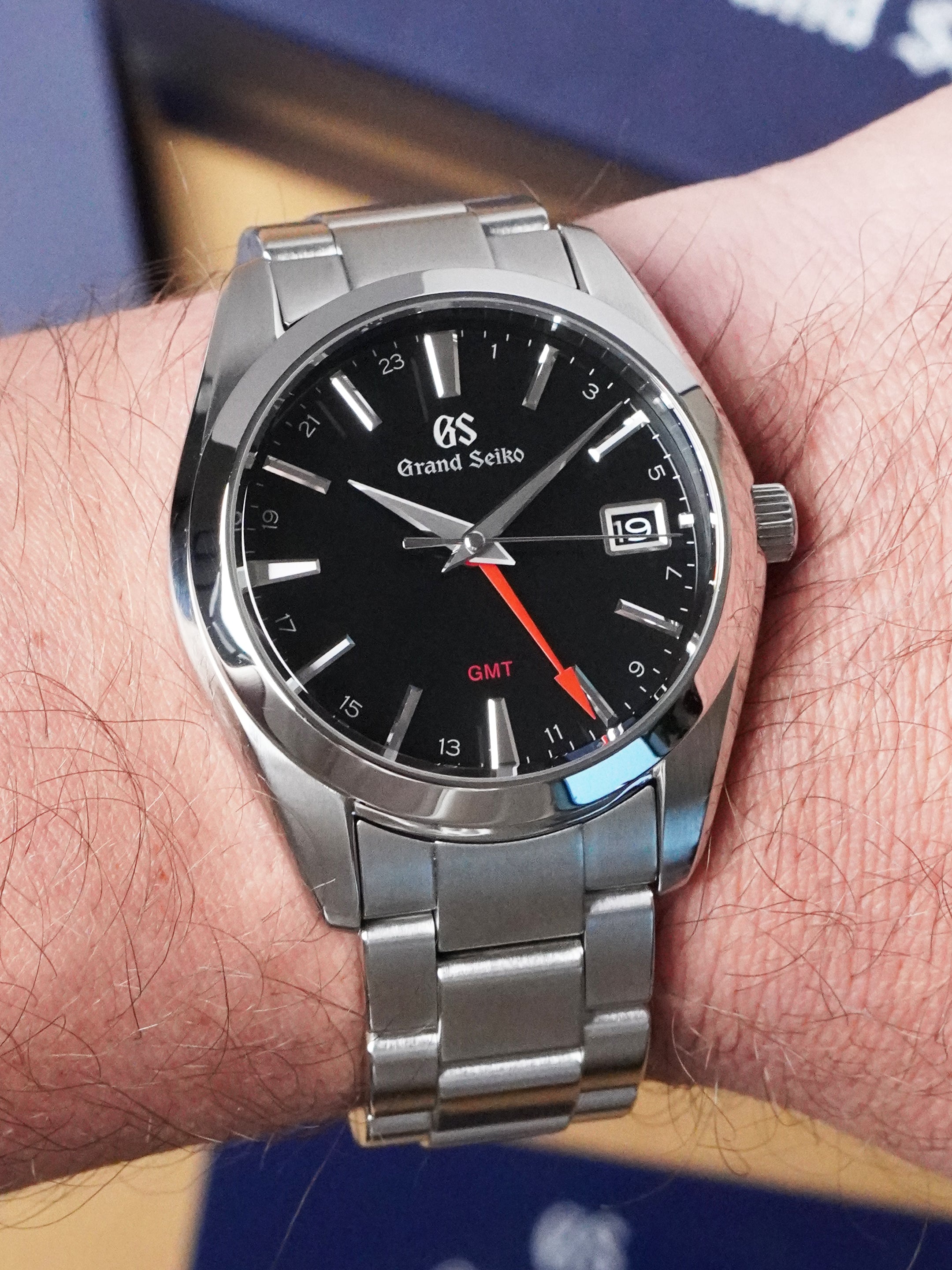 Grand Seiko Heritage Collection GMT SBGN013G - Stainless Steel, Quartz, Full Set (2021)