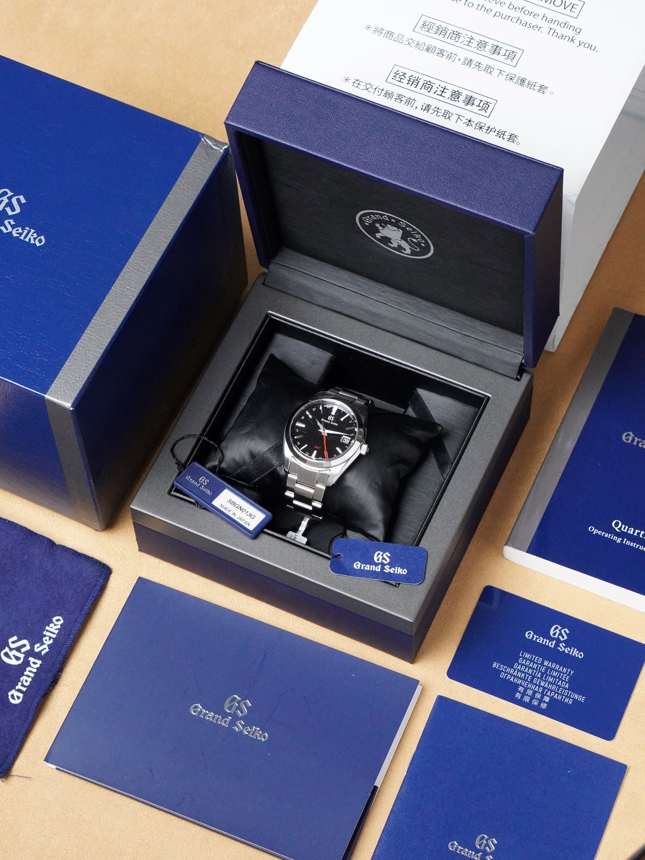 Grand Seiko Heritage Collection GMT SBGN013G - Stainless Steel, Quartz, Full Set (2021)