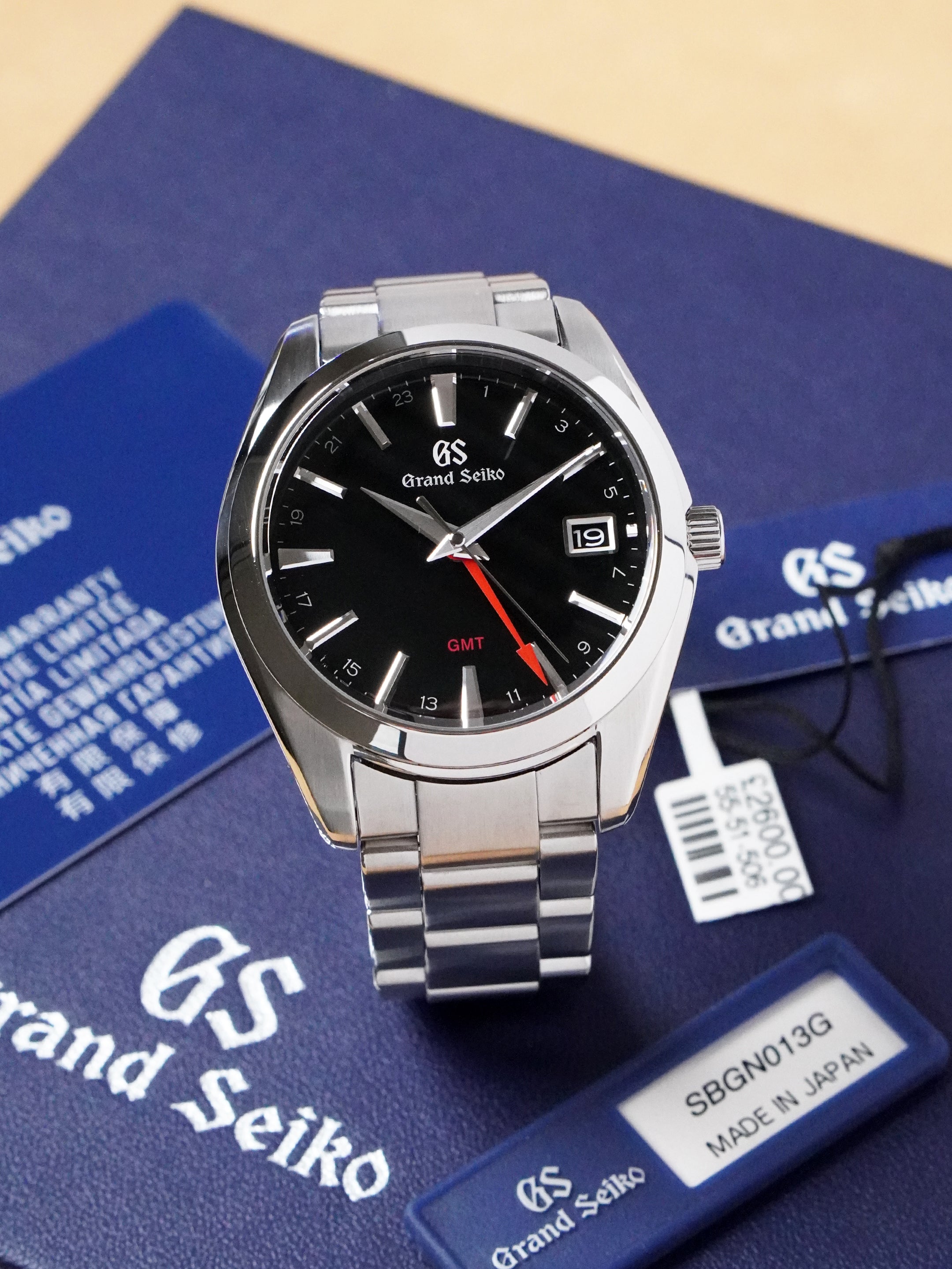 Grand Seiko Heritage Collection GMT SBGN013G - Stainless Steel, Quartz, Full Set (2021)