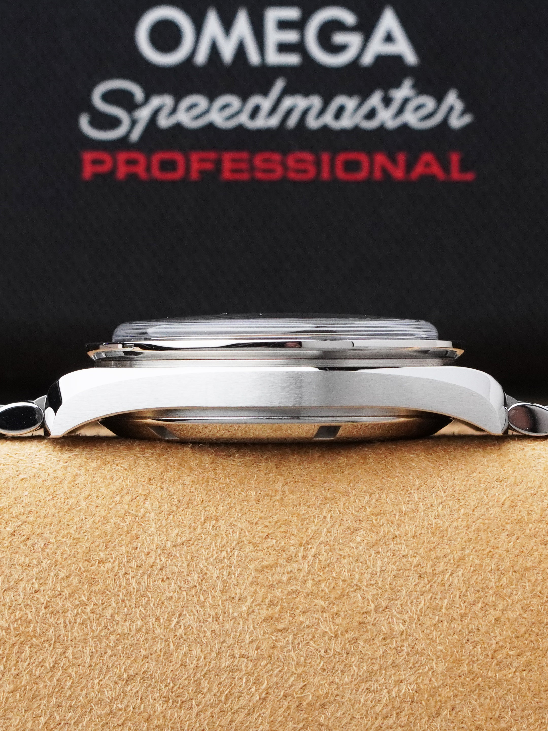 Omega Speedmaster Professional Moonwatch "White Dial" 310.30.42.50.04.001 - Full Set (2024)