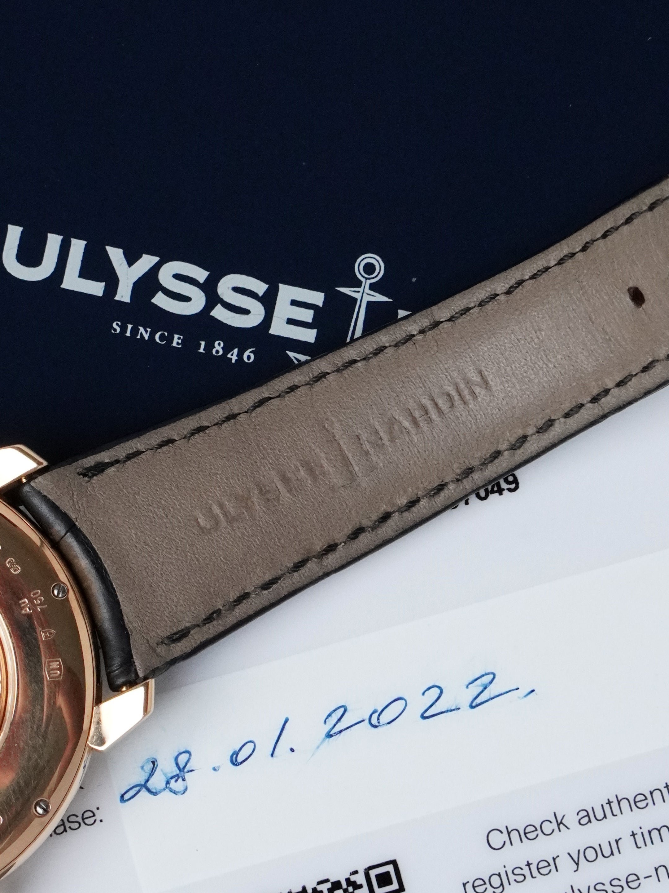 Ulysse Nardin San Marco 8156-111-2/92 - 18k 750 Yellow Gold, Black Dial, Full Set (2022)