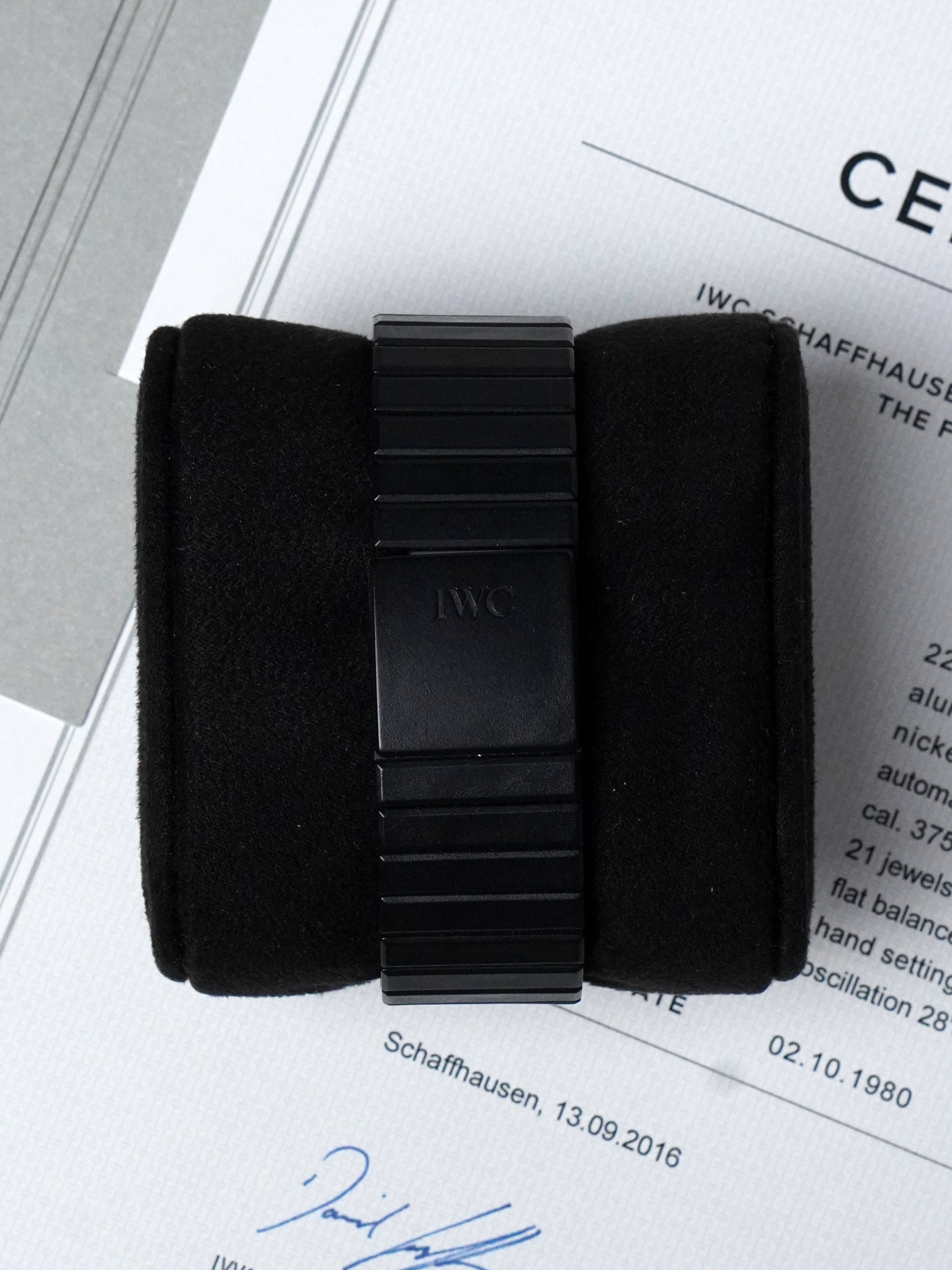 IWC Porsche Design Compass 3510 - PVD-coated Aluminium, Automatic, Full Set (1980)