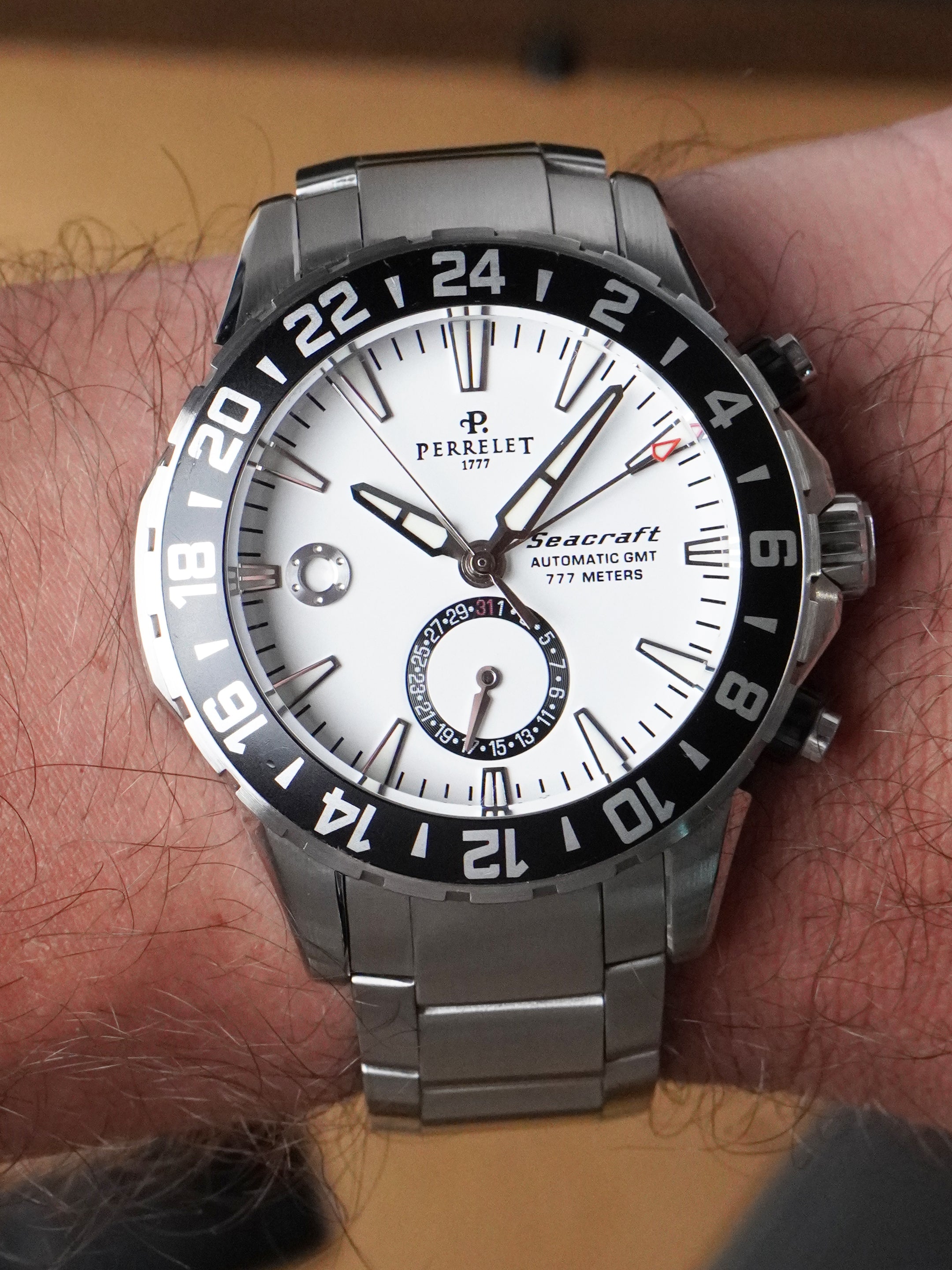 Perrelet Seacraft GMT A1055/A - Stainless Steel, White Dial, Automatic, Full Set (2011)