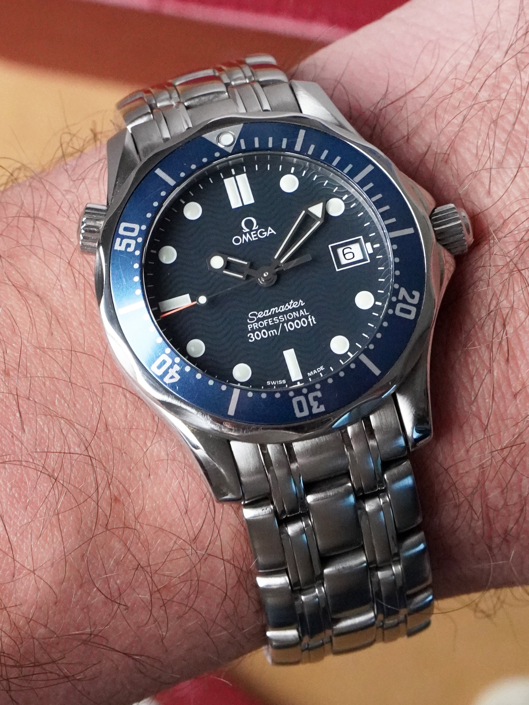 Omega Seamaster Diver 300M 2561.80 - Stainless Steel, Blue Dial, Quartz, Full Set (1998)