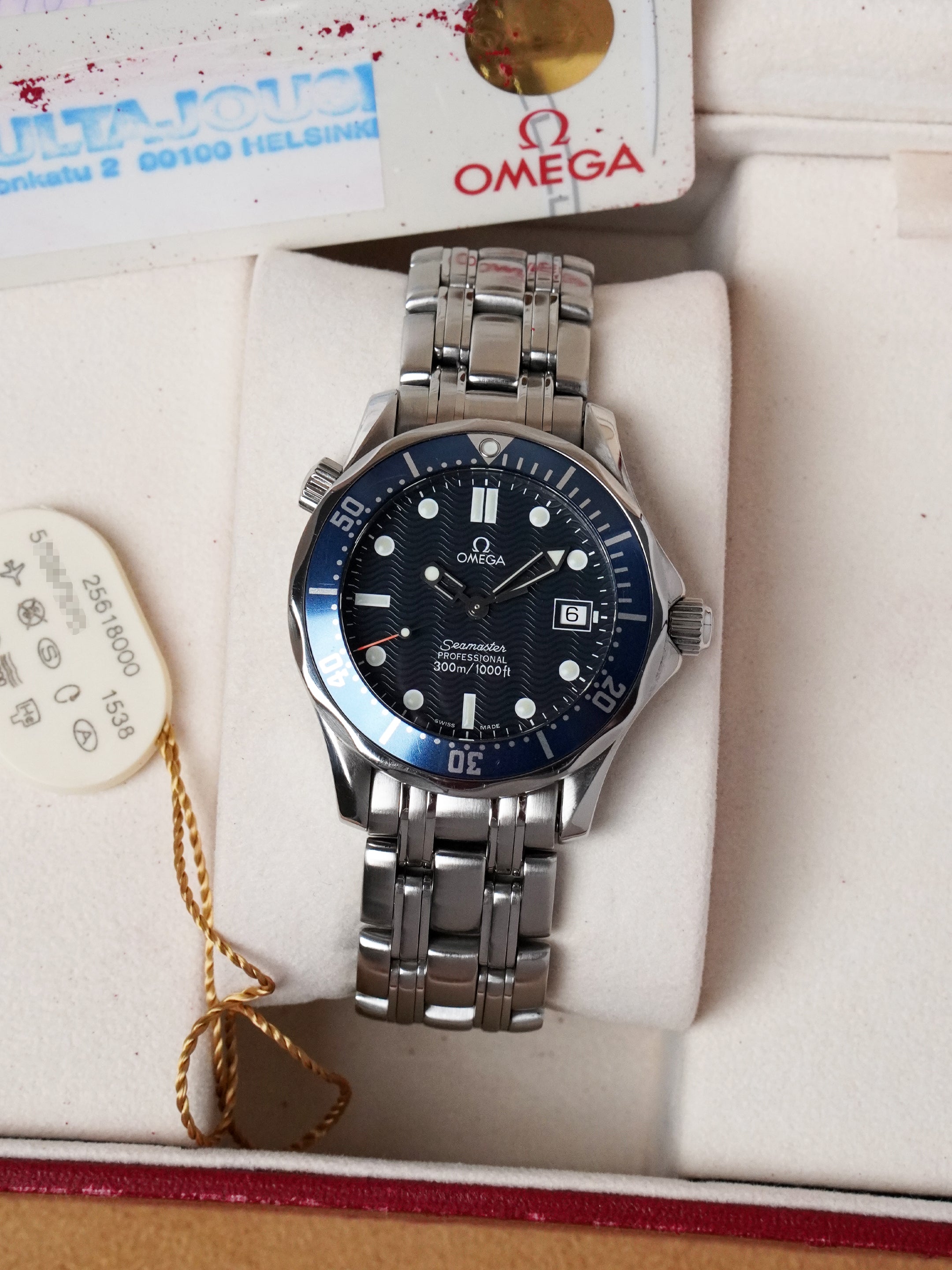 Omega Seamaster Diver 300M 2561.80 - Stainless Steel, Blue Dial, Quartz, Full Set (1998)