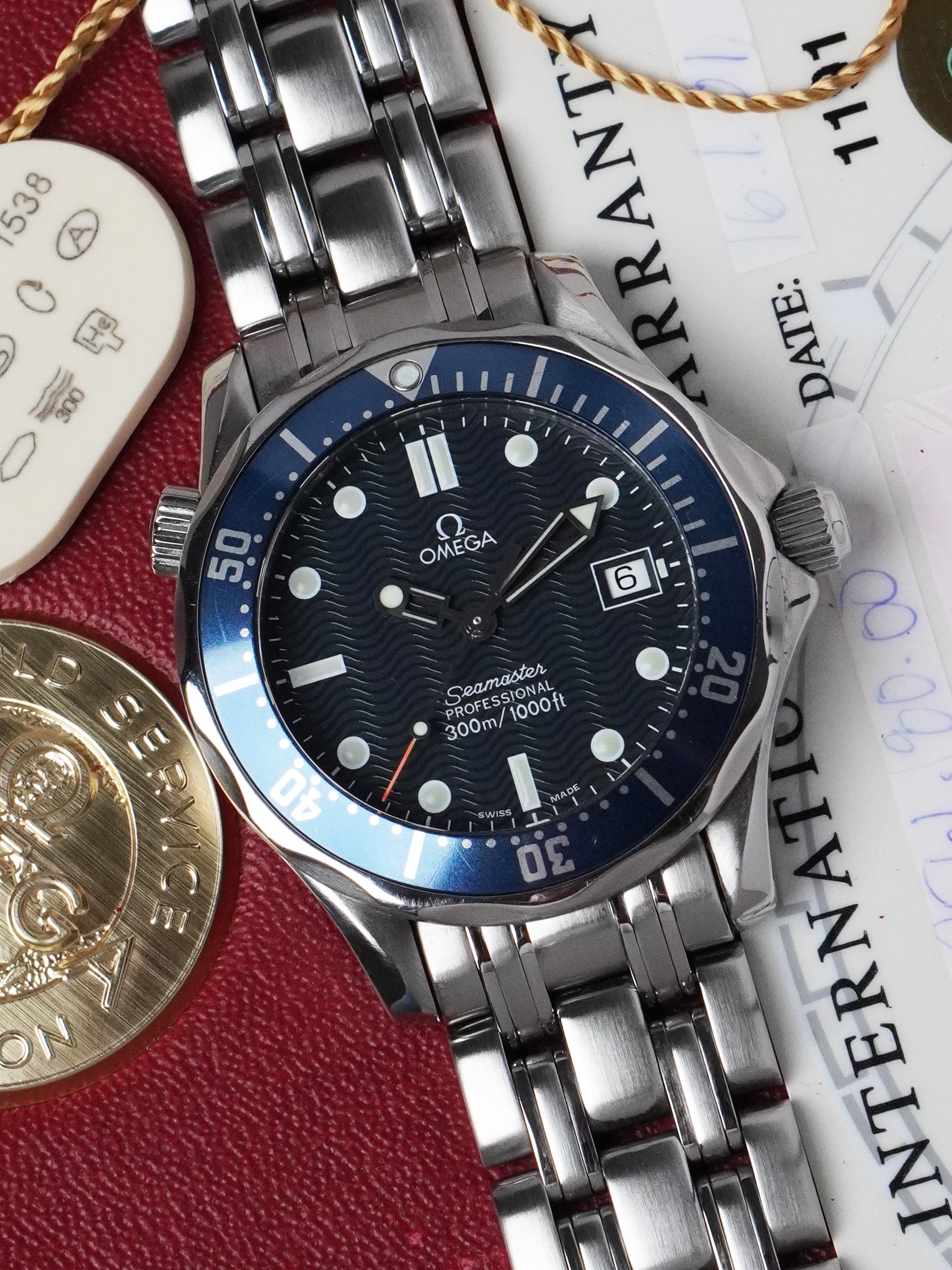 Omega Seamaster Diver 300M 2561.80 - Stainless Steel, Blue Dial, Quartz, Full Set (1998)