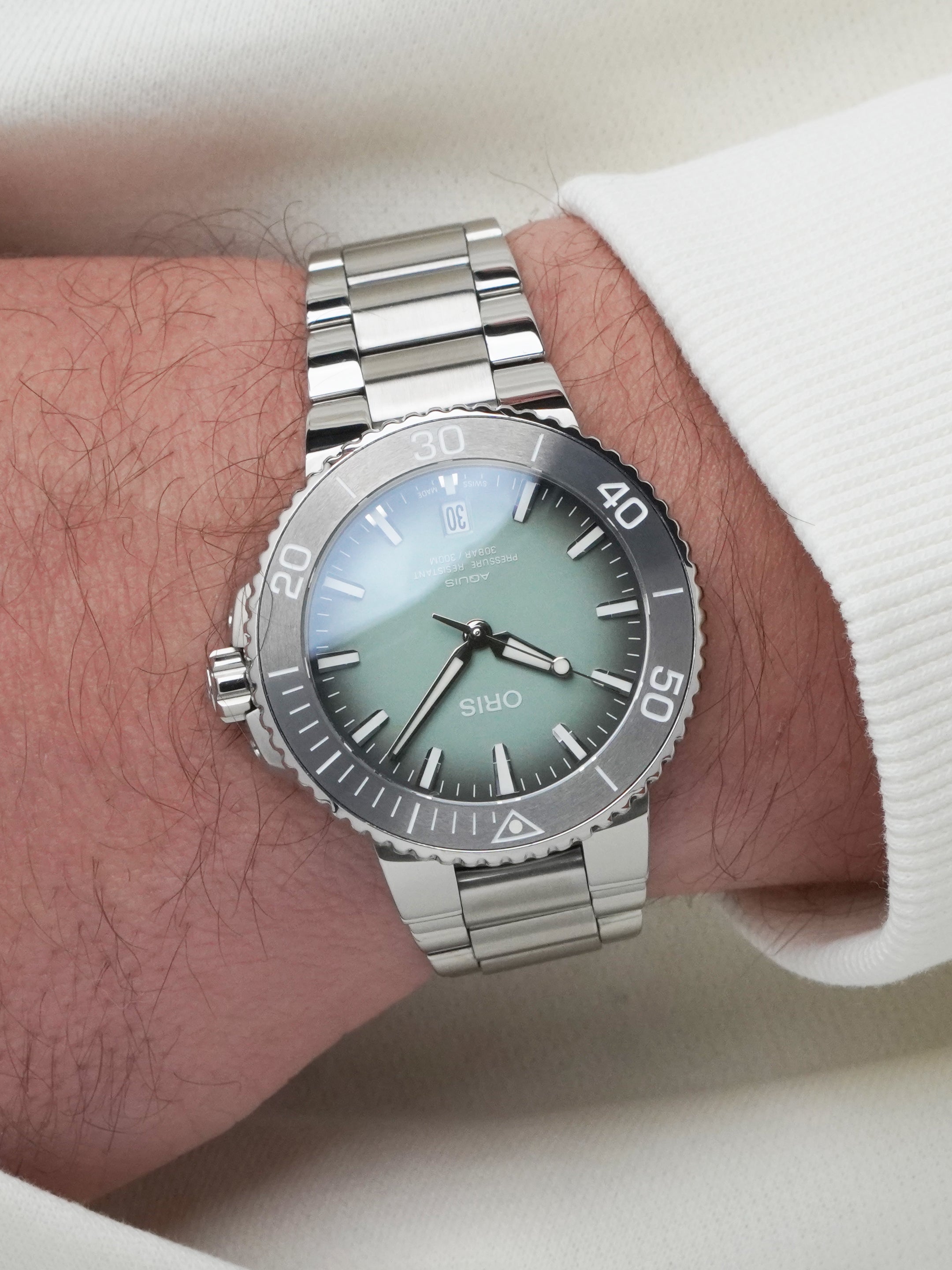 Oris Aquis Date 01 733 7732 4137-07 8 21 05PEB - Stainless Steel, Automatic, Full Set (2020)