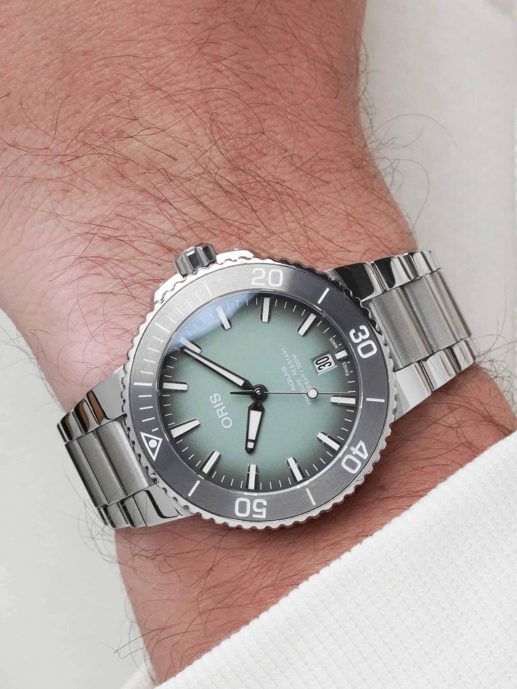 Oris Aquis Date 01 733 7732 4137-07 8 21 05PEB - Stainless Steel, Automatic, Full Set (2020)