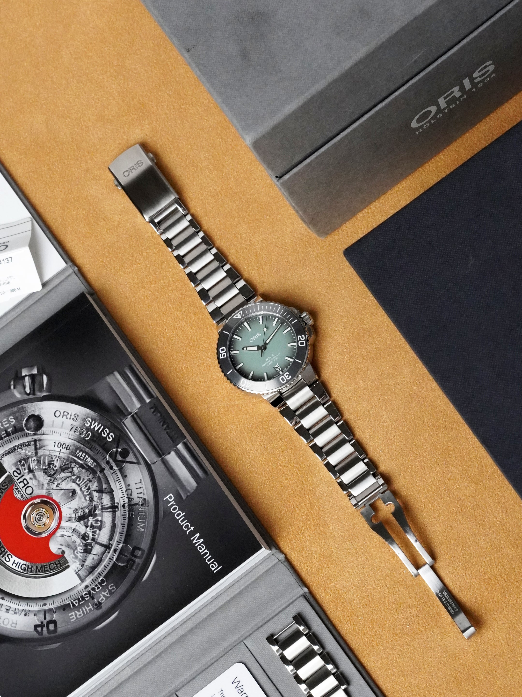 Oris Aquis Date 01 733 7732 4137-07 8 21 05PEB - Stainless Steel, Automatic, Full Set (2020)