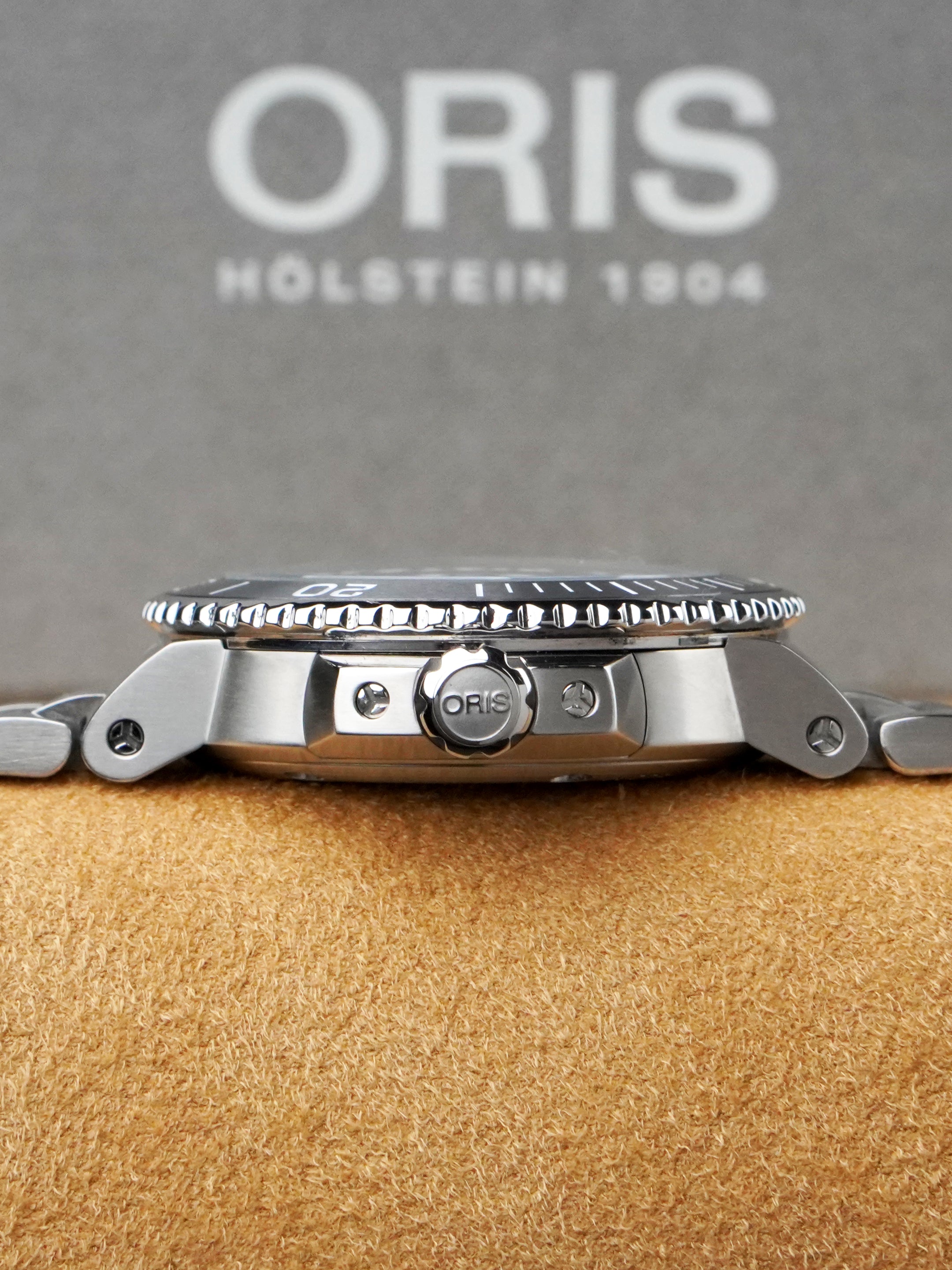 Oris Aquis Date 01 733 7732 4137-07 8 21 05PEB - Stainless Steel, Automatic, Full Set (2020)