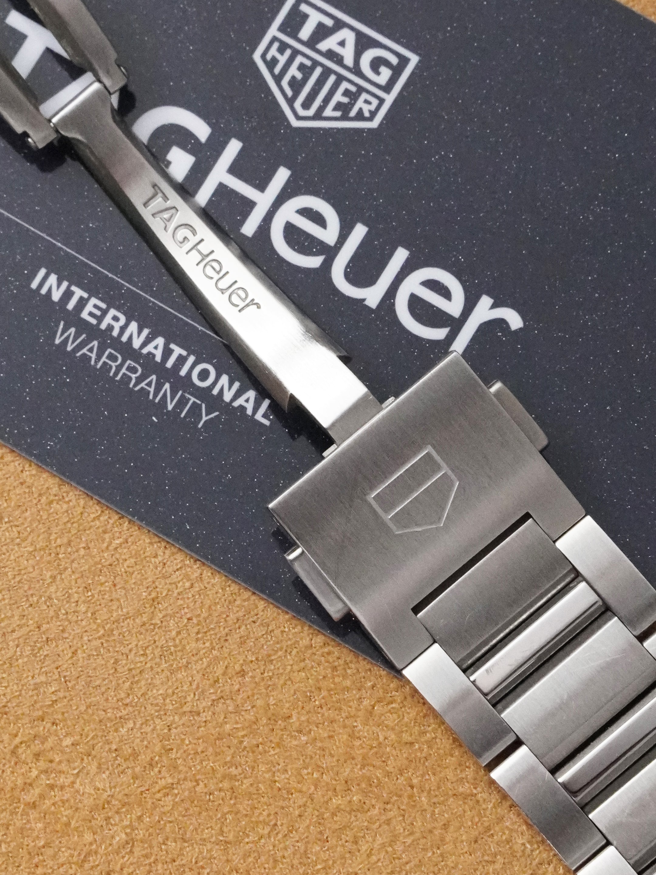 TAG Heuer Carrera Calibre 16 CBM2110.BA0651 - Stainless Steel, Black Dial, Automatic, Full Set (2024)