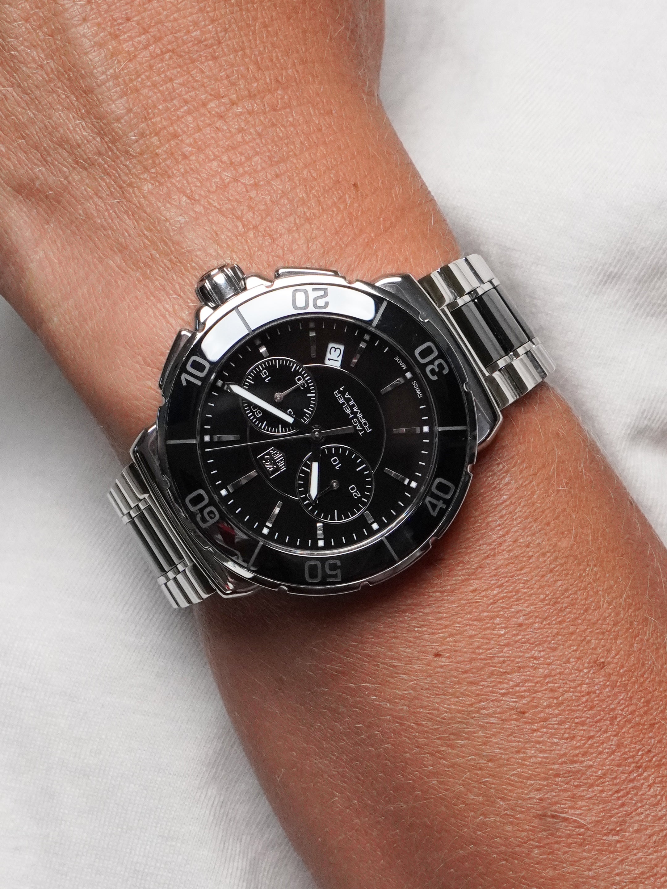 TAG Heuer Formula 1 CAH1210 - Ceramic / Stainless Steel, Black Dial, Quartz, Full Set (2011)